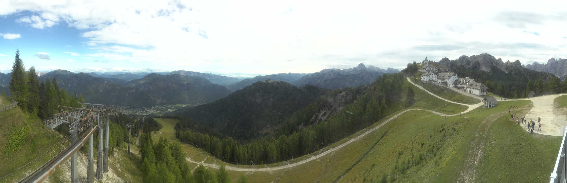 Archiv Foto Webcam Tarvisio - Bergstation Monte Lussari