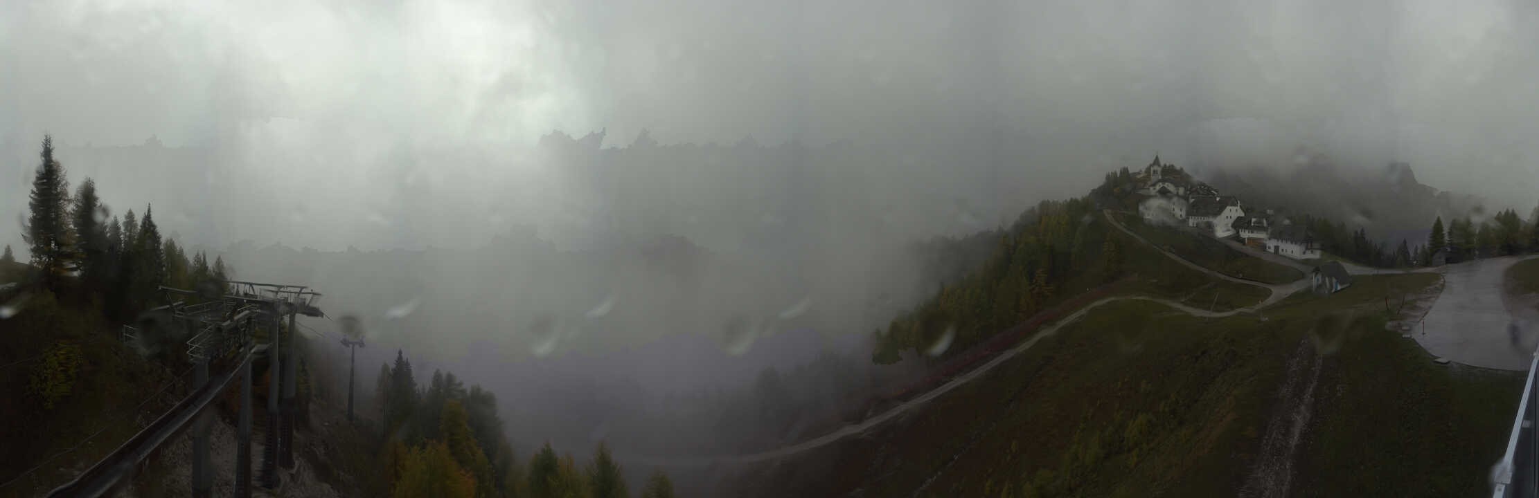 Archiv Foto Webcam Tarvisio - Bergstation Monte Lussari