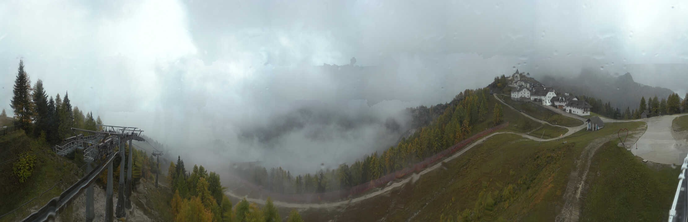 Archiv Foto Webcam Tarvisio - Bergstation Monte Lussari