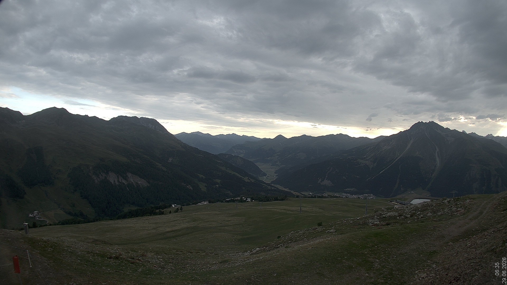 Archiv Foto Webcam Blick vom Rojen - Vinschgau