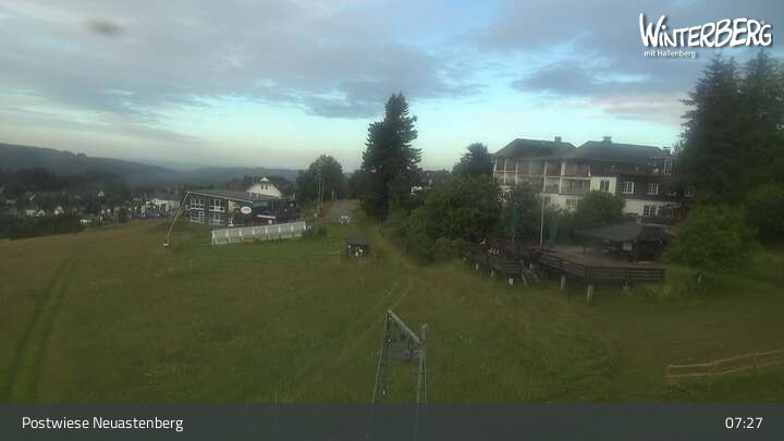 Archived image Webcam Neuastenberg Village and Slopes