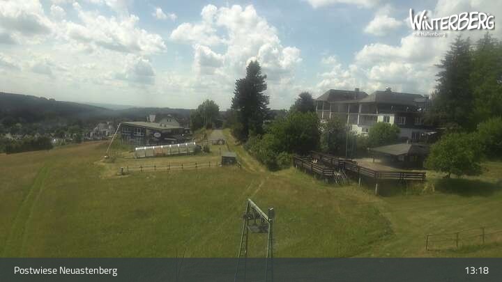 Archived image Webcam Neuastenberg Village and Slopes