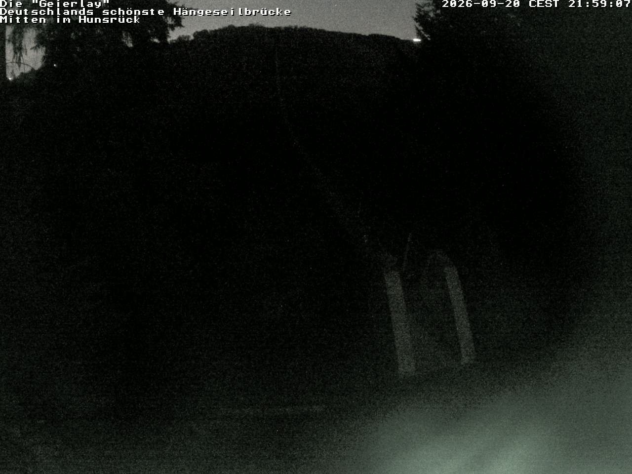 Archived image Webcam Geierlay Suspension Bridge Mörsdorf