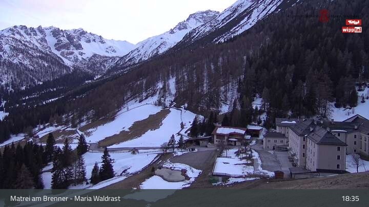 Archiv Foto Webcam Wallfahrt Maria Waldrast am Brenner