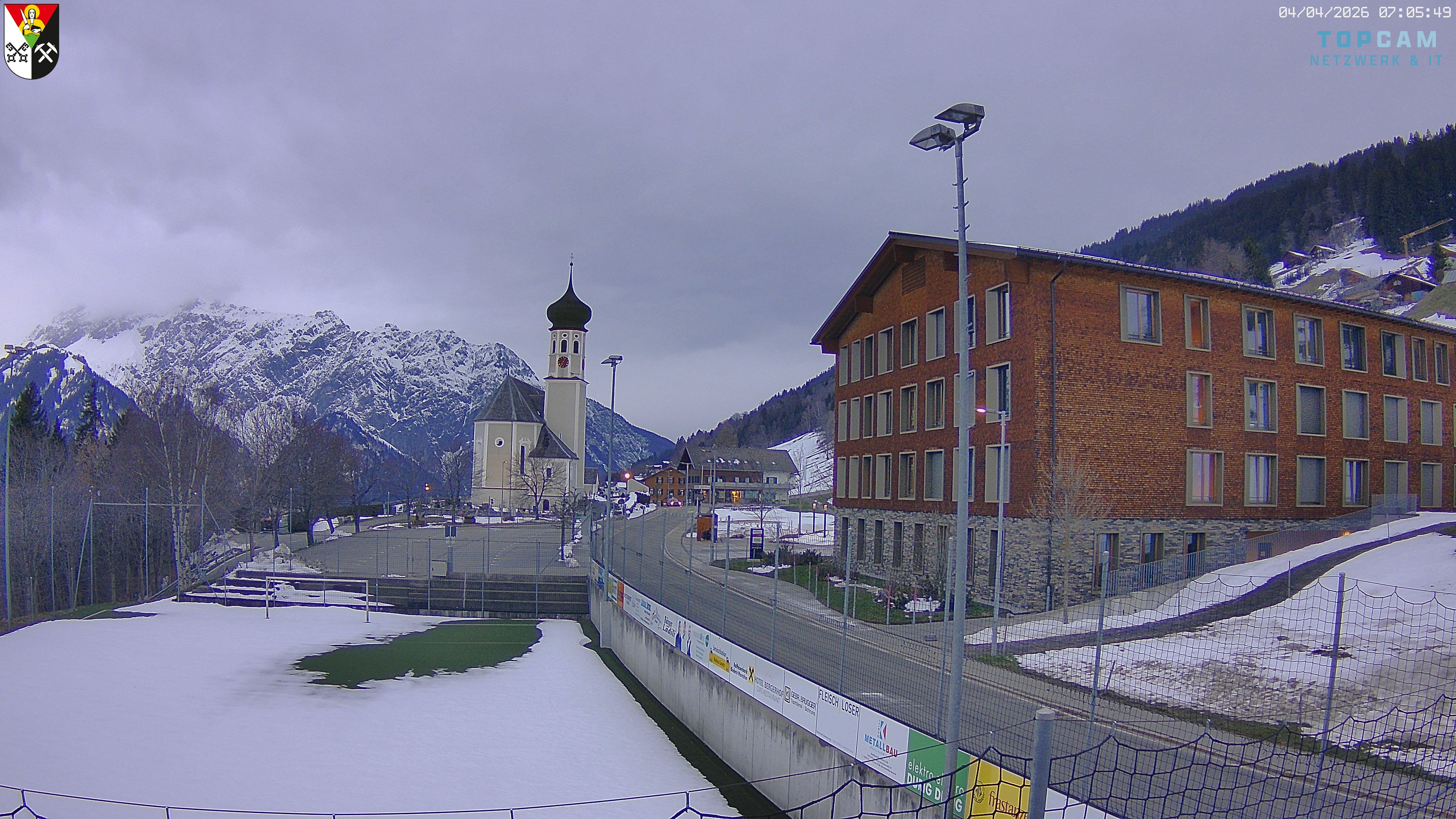 Archived image Webcam Bartholomäberg: St. Bartholomäus