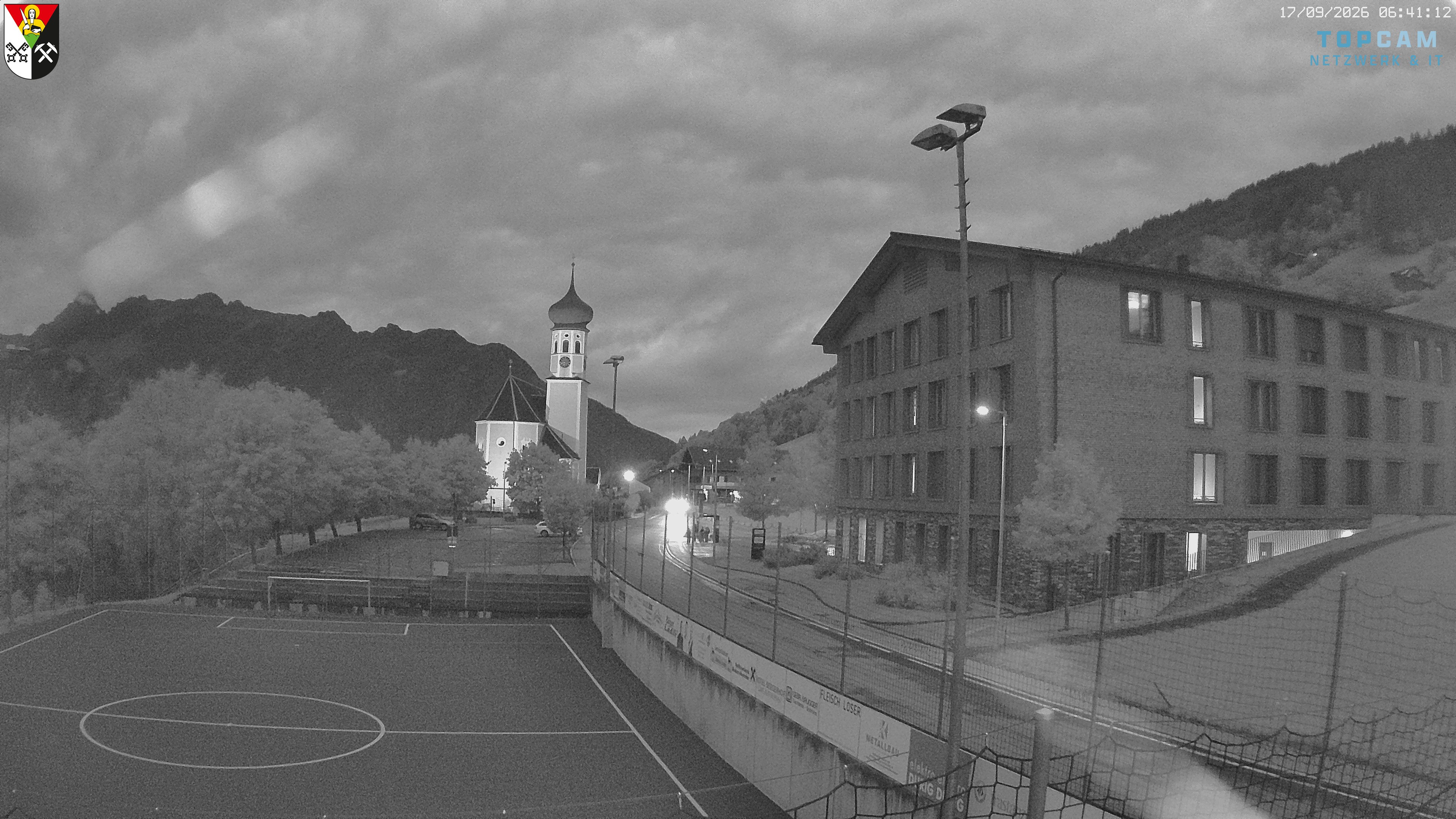 Archived image Webcam Bartholomäberg: St. Bartholomäus