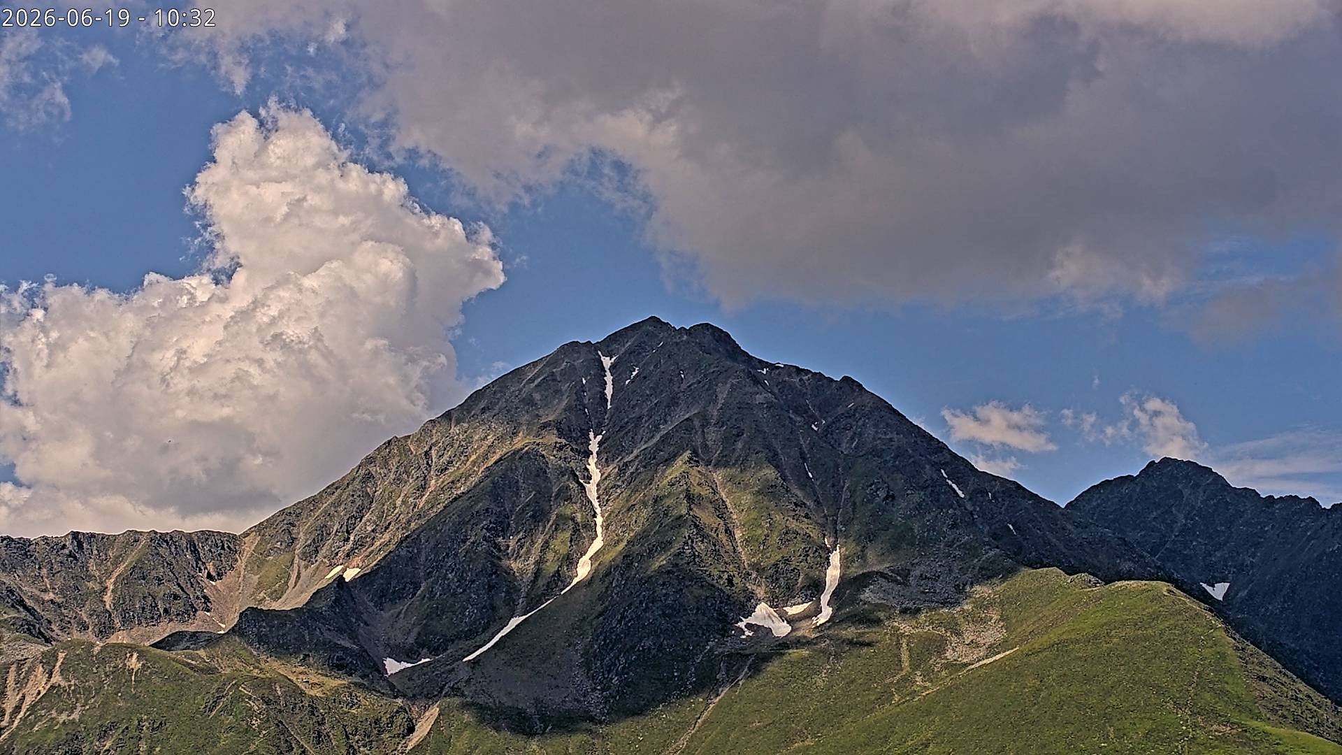 Archiv Foto Webcam Sicht auf Rosskogel in Oberperfuss, Tirol