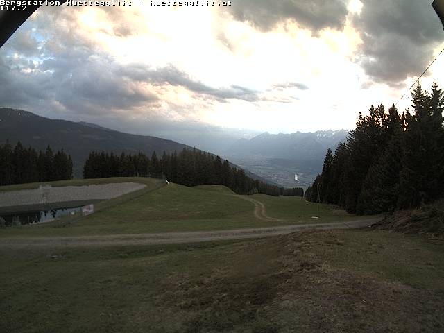 Archived image Webcam Weerberg