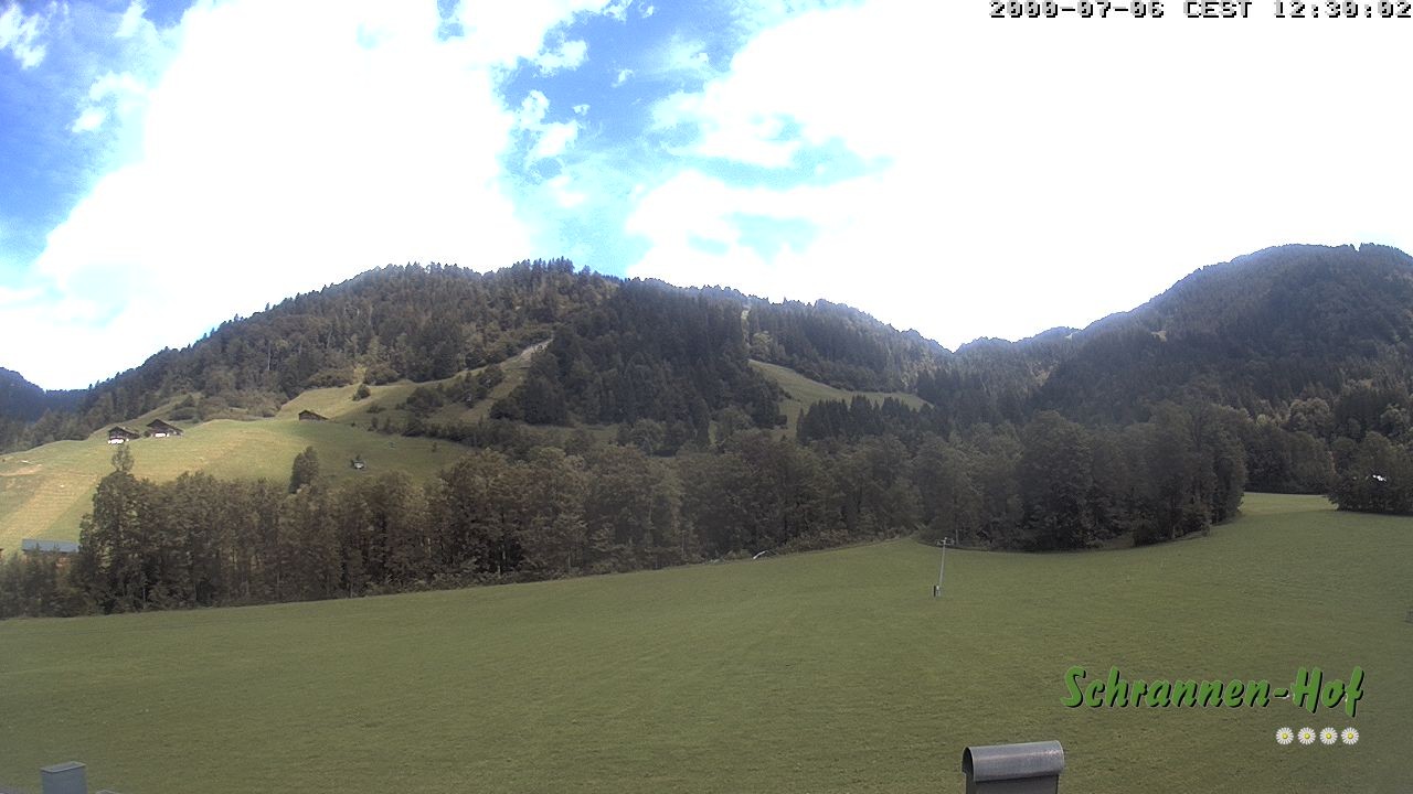 Archived image Webcam Mt. Diedamskopf - Schrannen-Hof