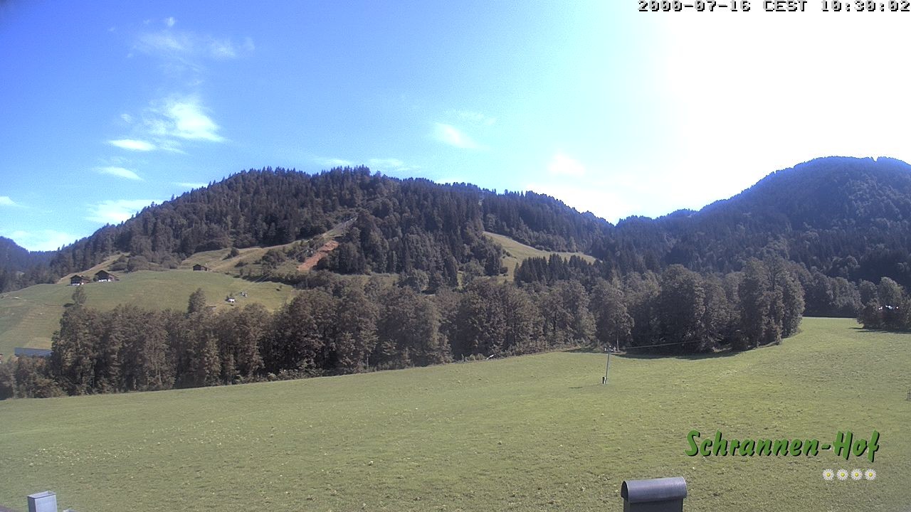 Archived image Webcam Mt. Diedamskopf - Schrannen-Hof