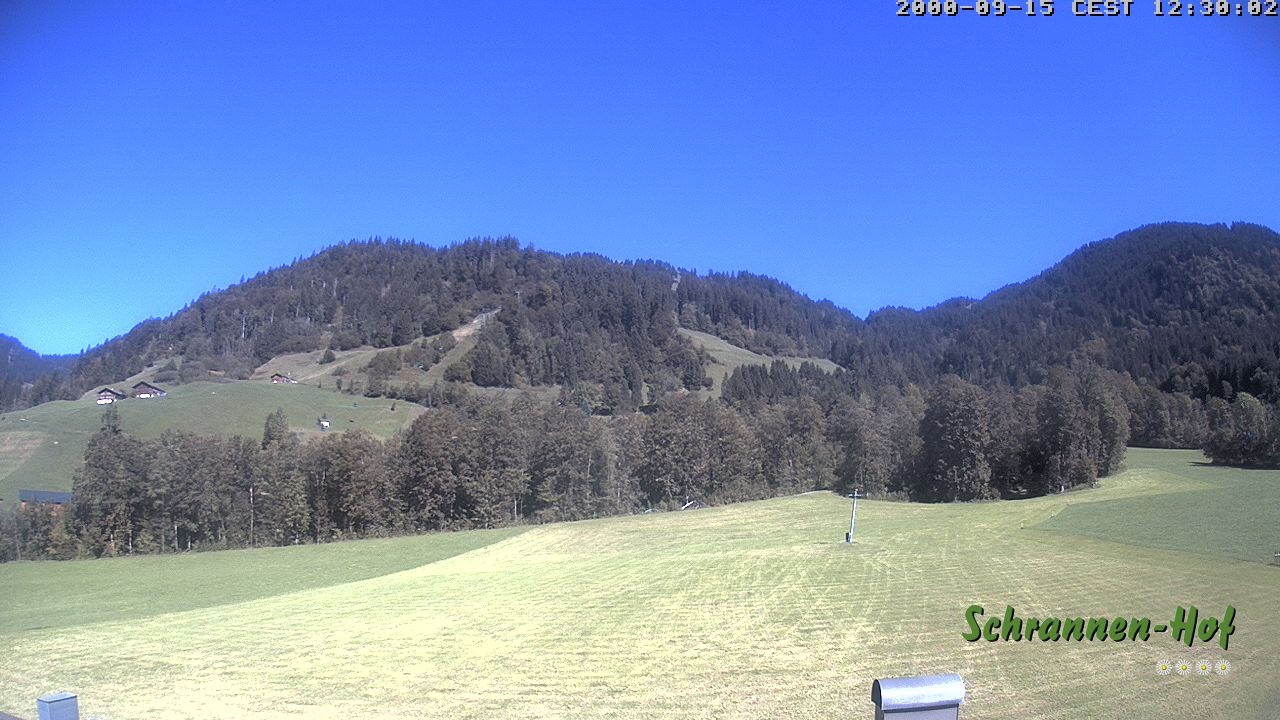 Archived image Webcam Mt. Diedamskopf - Schrannen-Hof