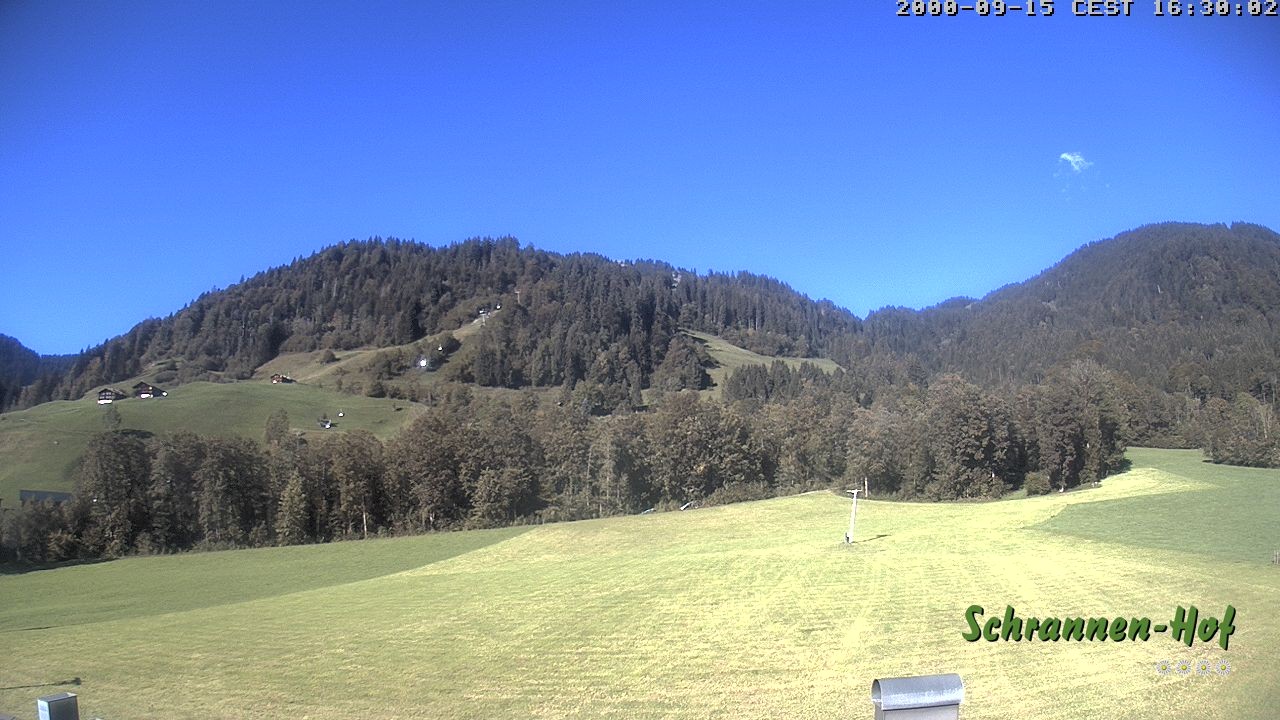 Archived image Webcam Mt. Diedamskopf - Schrannen-Hof