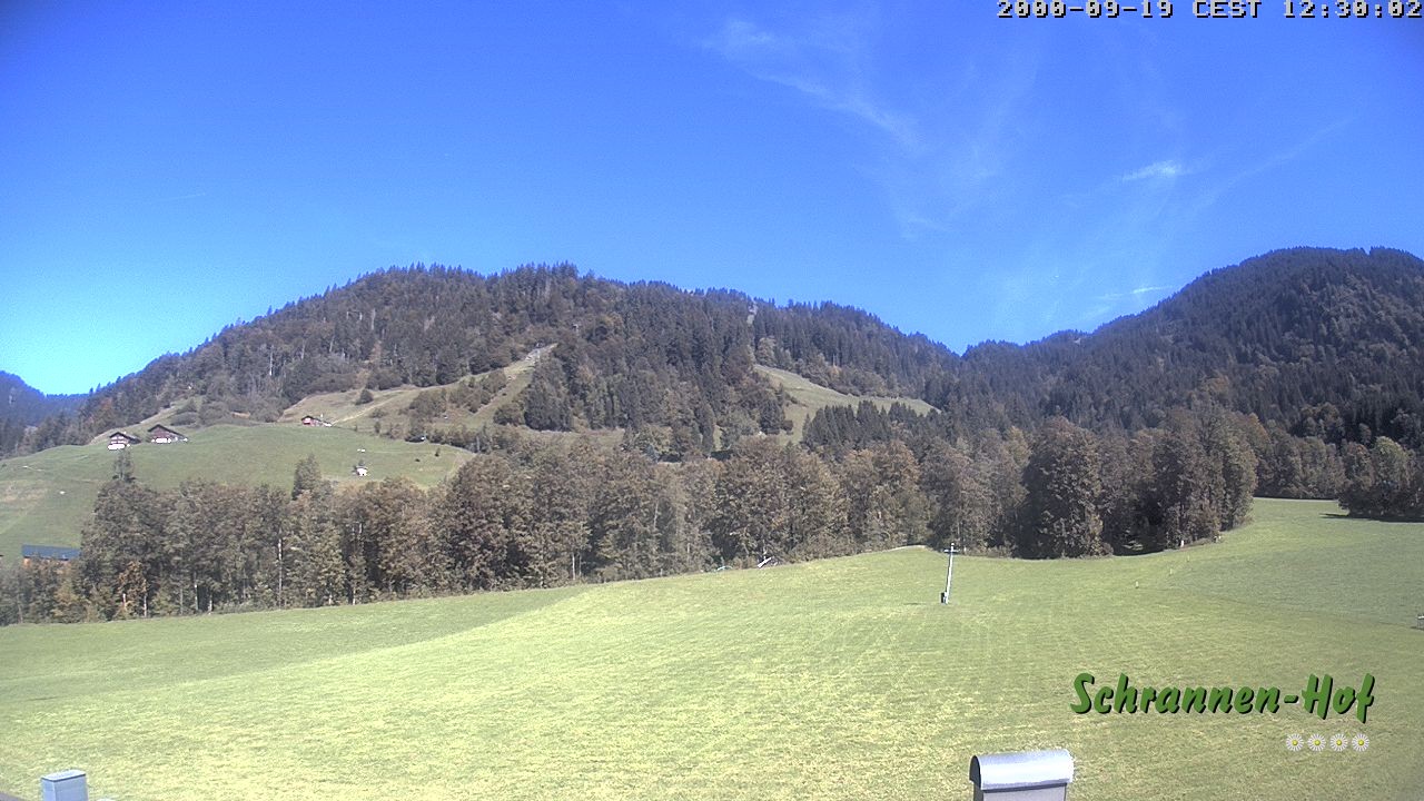 Archived image Webcam Mt. Diedamskopf - Schrannen-Hof