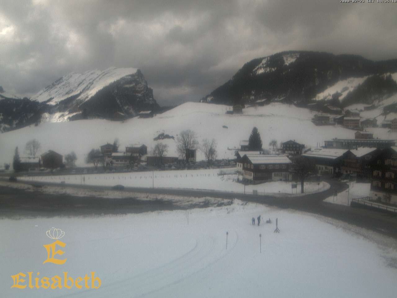 Archiv Foto Webcam Schoppernau: Ausblick Hotel Elisabeth