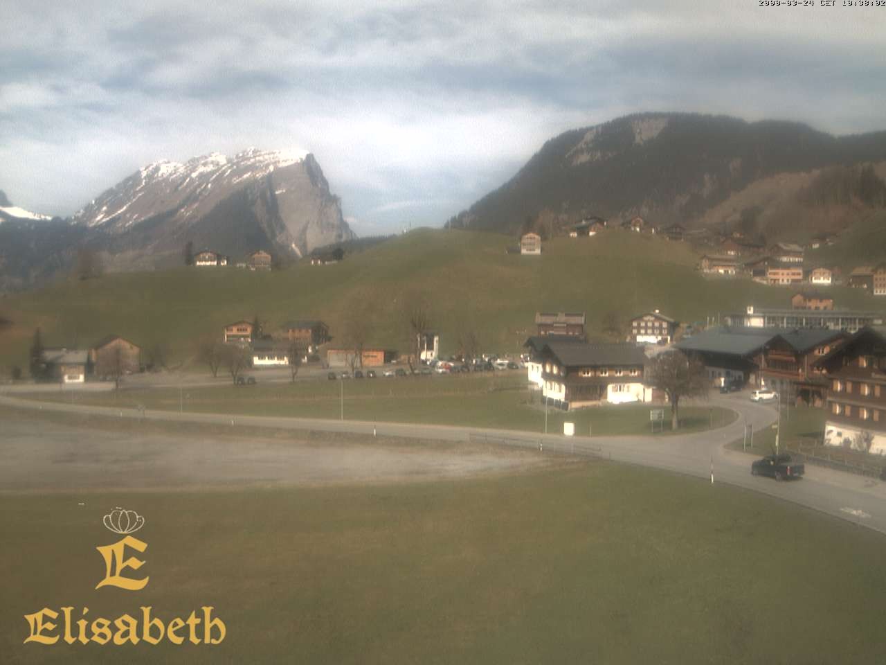Archiv Foto Webcam Schoppernau: Ausblick Hotel Elisabeth