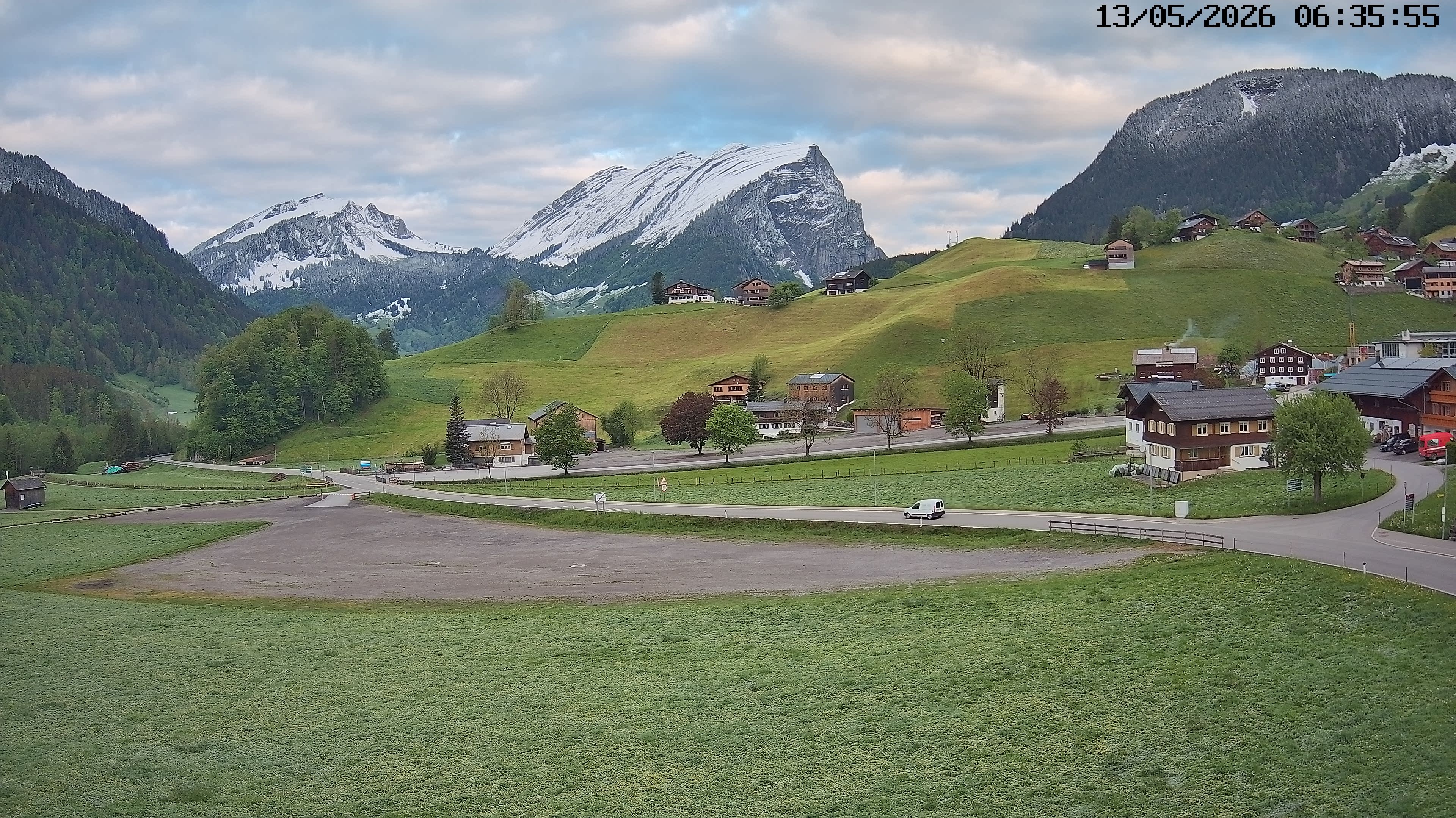 Archiv Foto Webcam Schoppernau: Ausblick Hotel Elisabeth