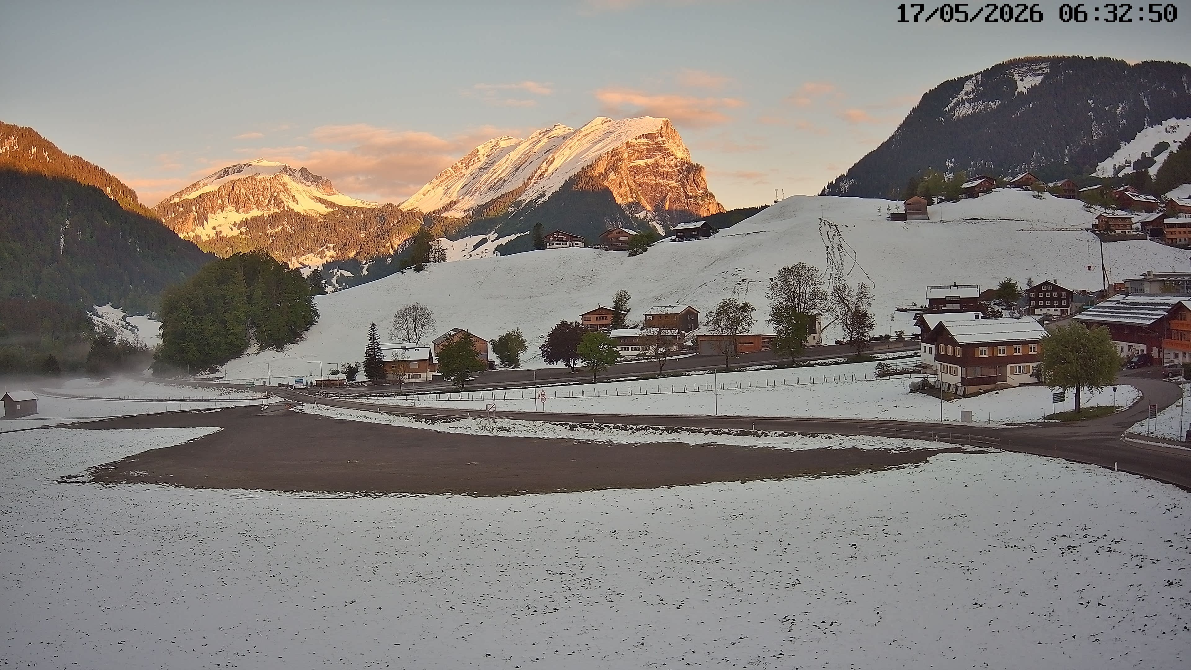 Archived image Webcam Schoppernau - Hotel Elisabeth