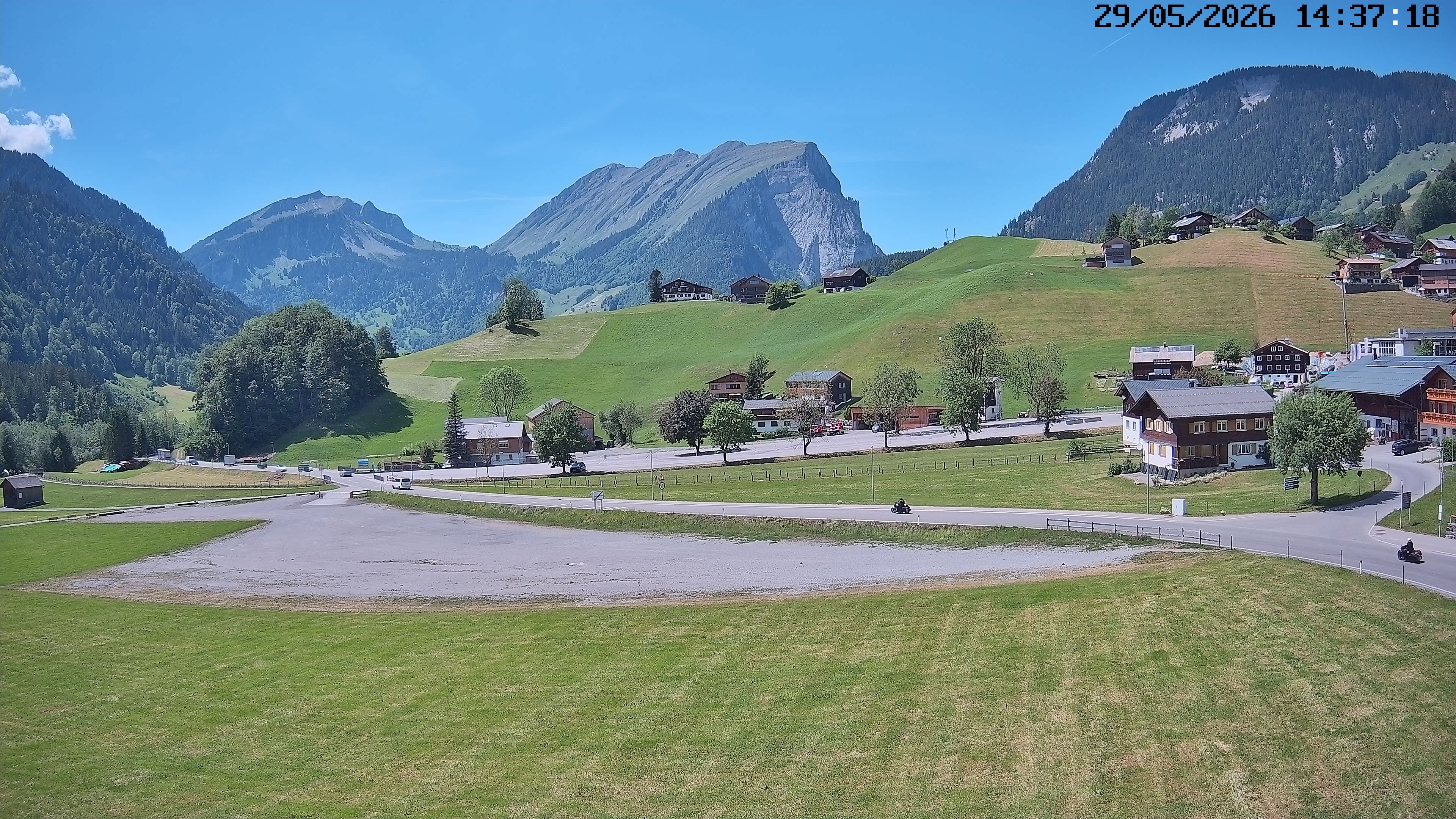Archiv Foto Webcam Schoppernau: Ausblick Hotel Elisabeth