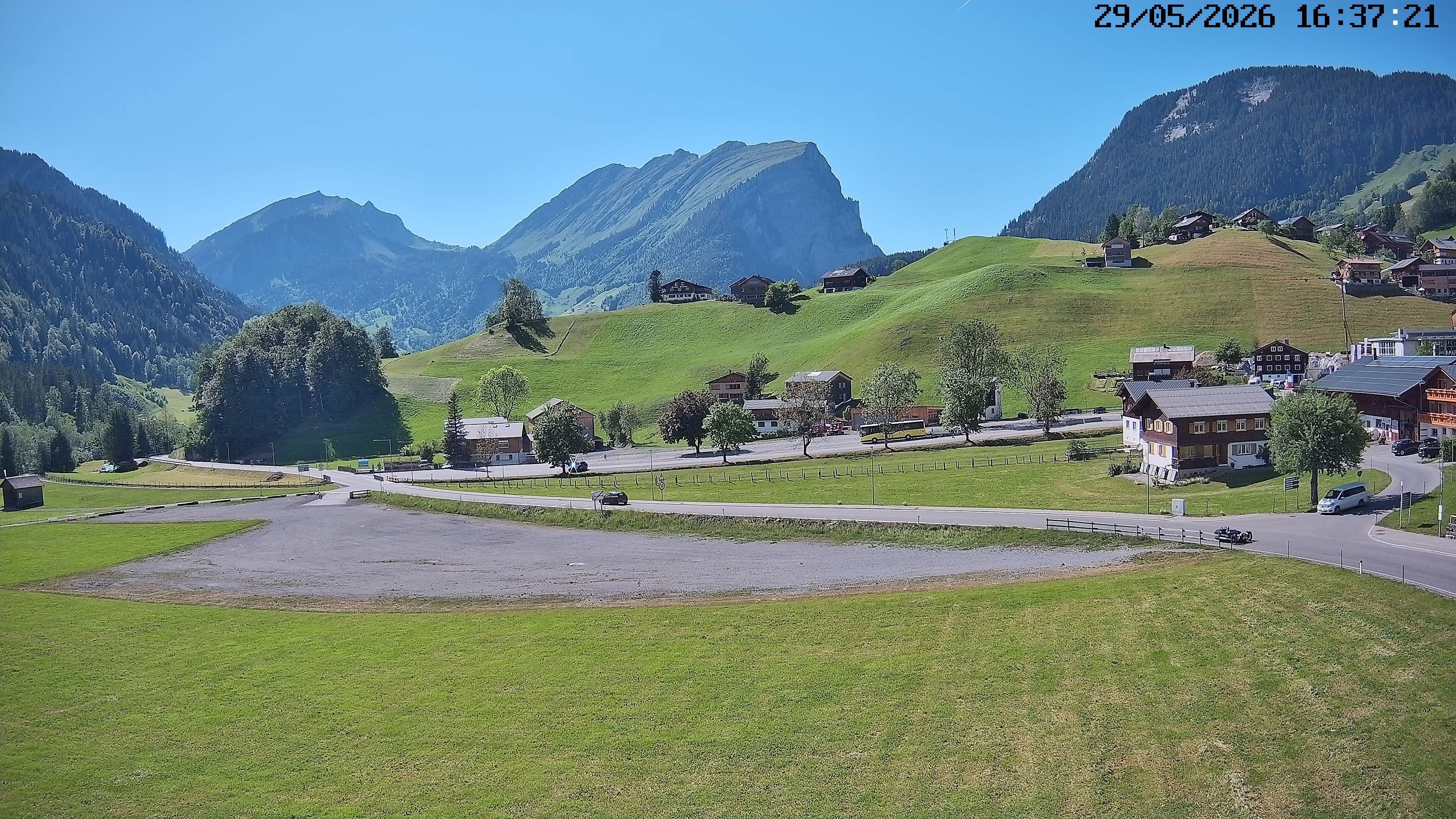 Archiv Foto Webcam Schoppernau: Ausblick Hotel Elisabeth