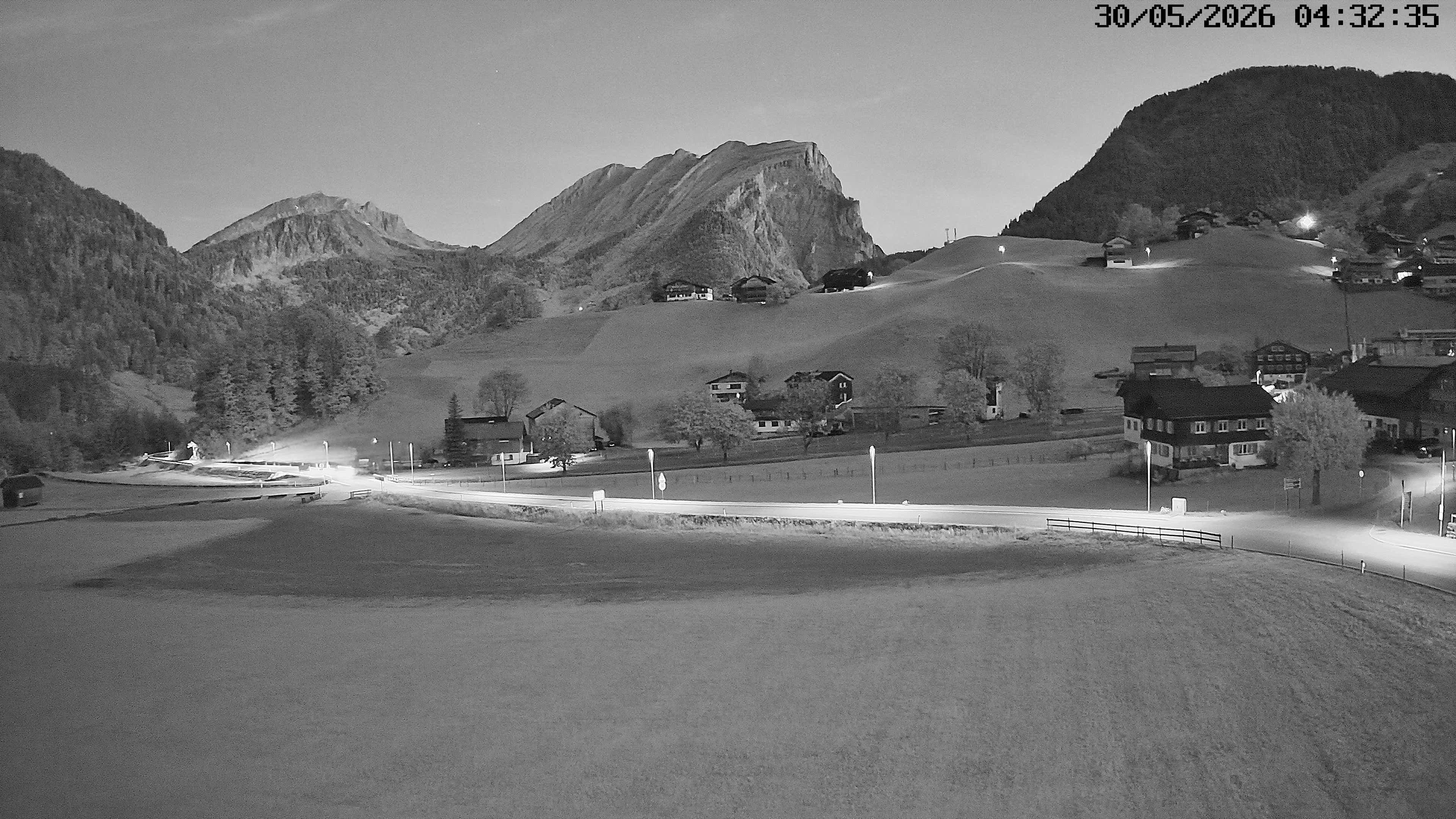 Archiv Foto Webcam Schoppernau: Ausblick Hotel Elisabeth