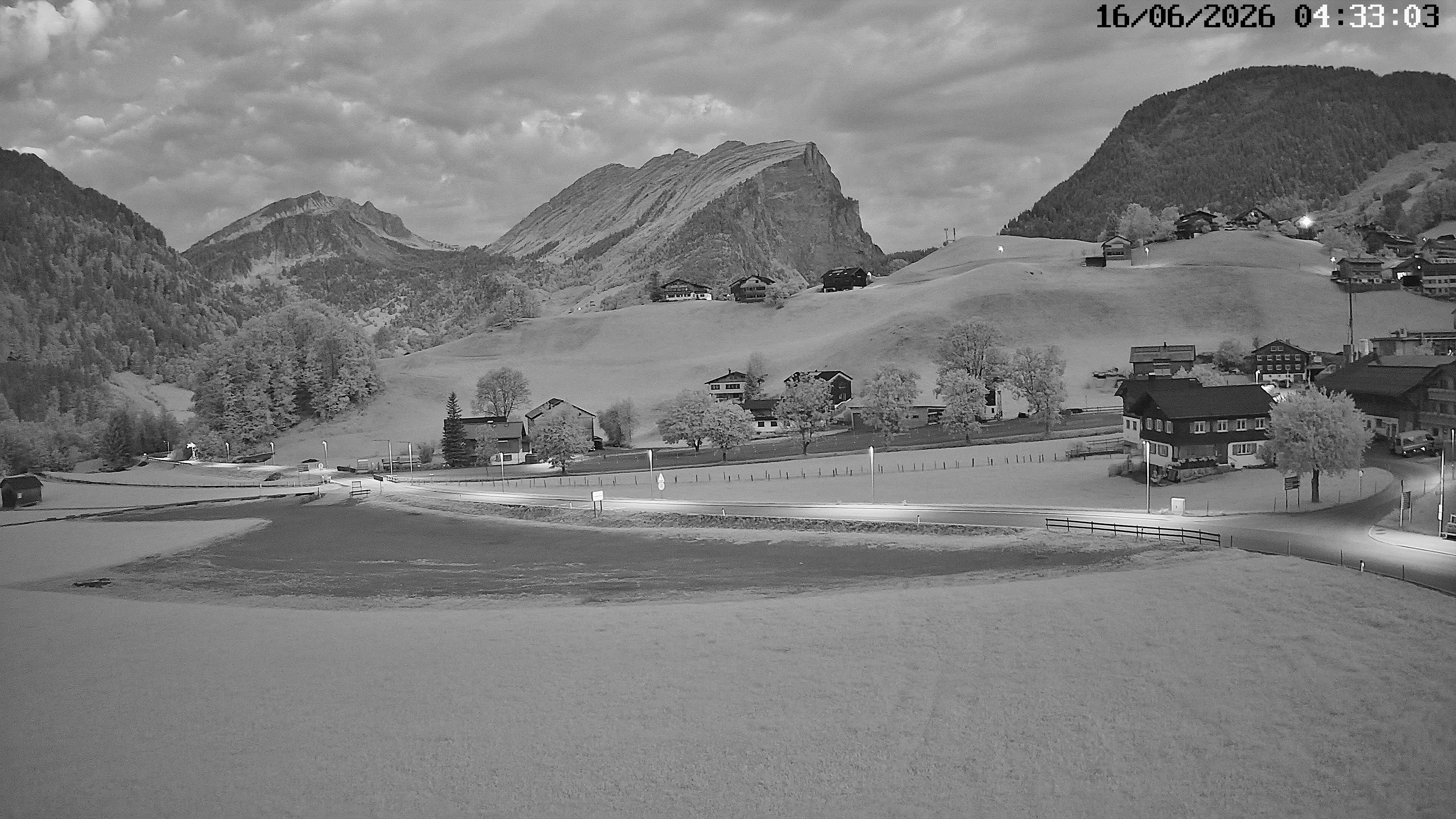 Archived image Webcam Schoppernau - Hotel Elisabeth
