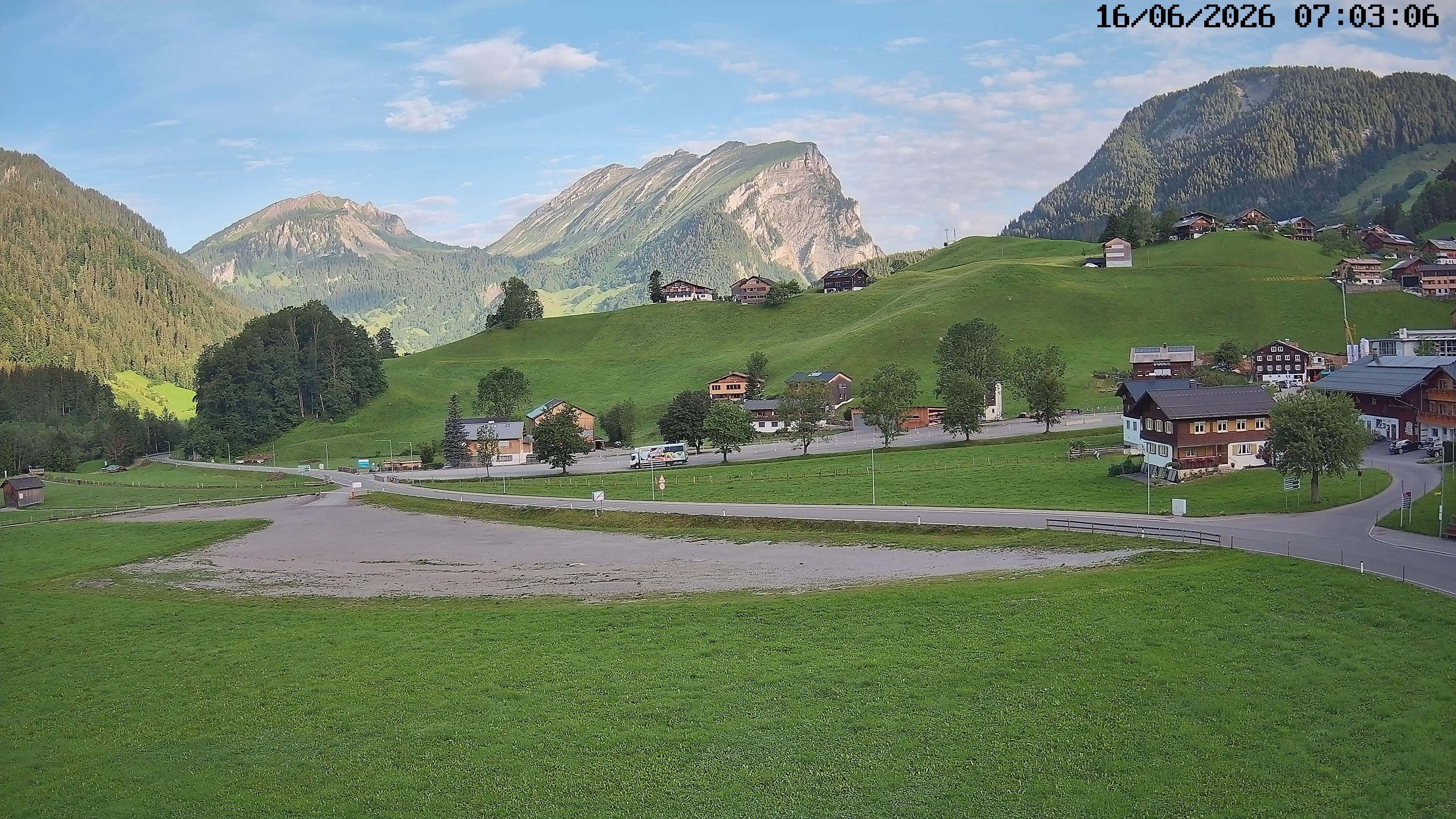 Archiv Foto Webcam Schoppernau: Ausblick Hotel Elisabeth