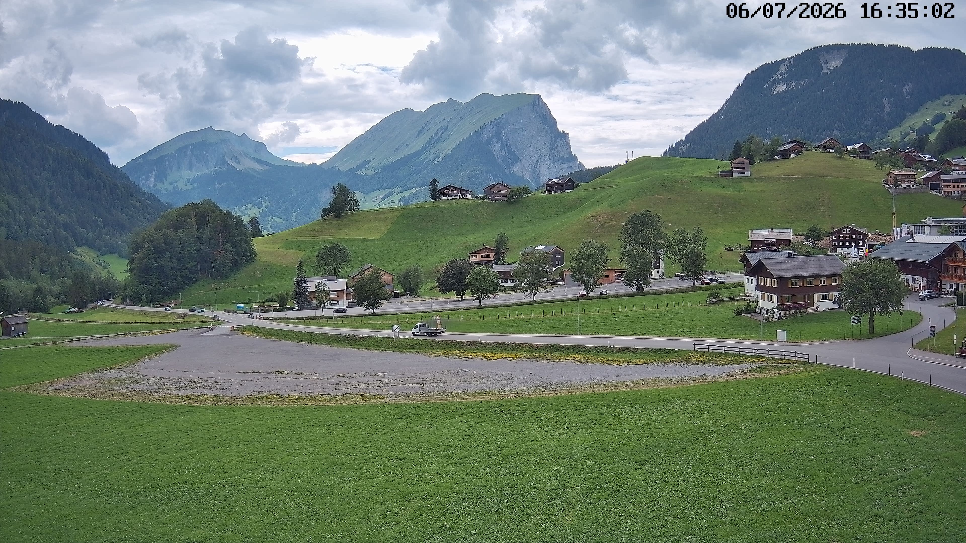 Archiv Foto Webcam Schoppernau: Ausblick Hotel Elisabeth