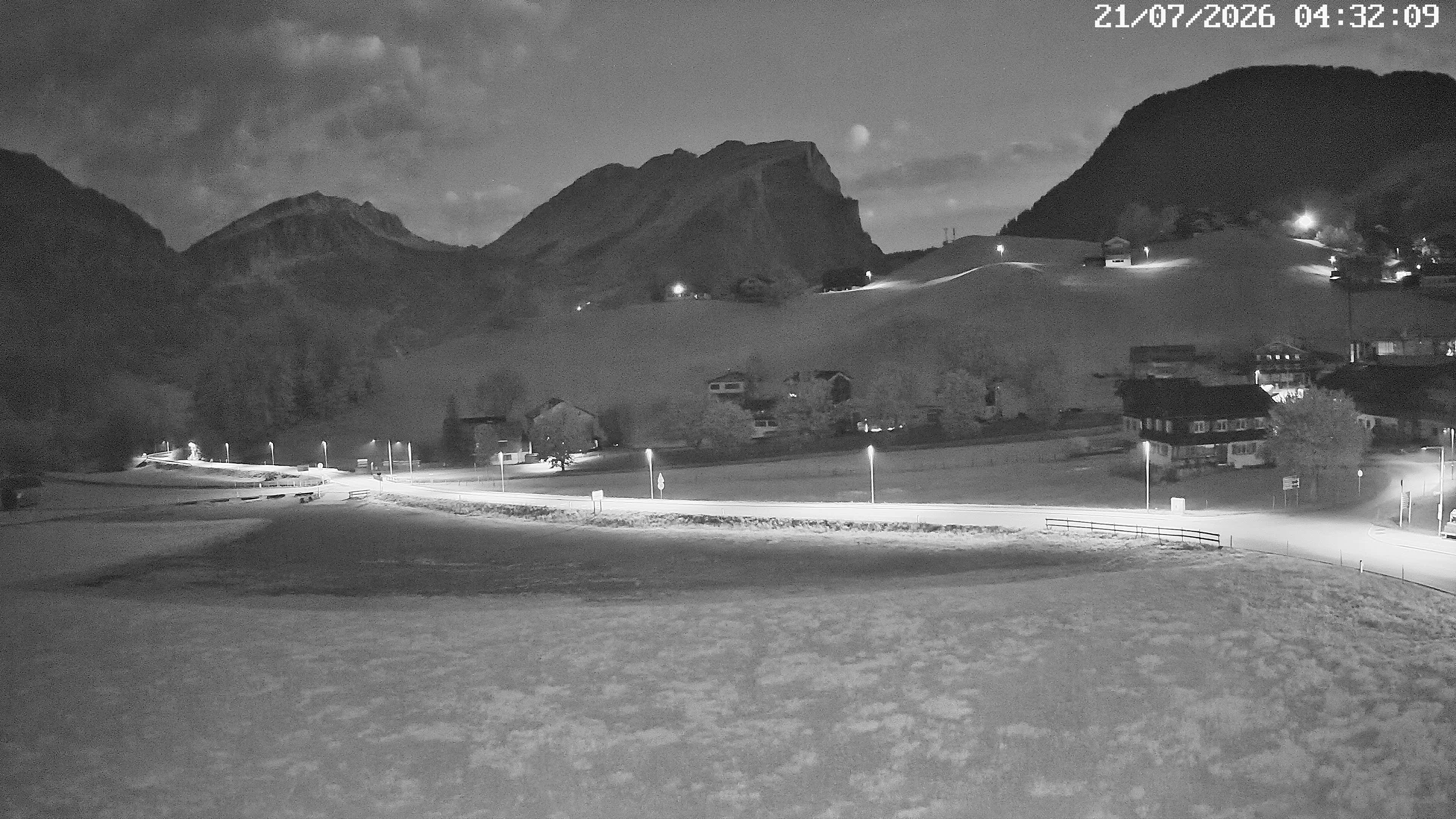 Archiv Foto Webcam Schoppernau: Ausblick Hotel Elisabeth