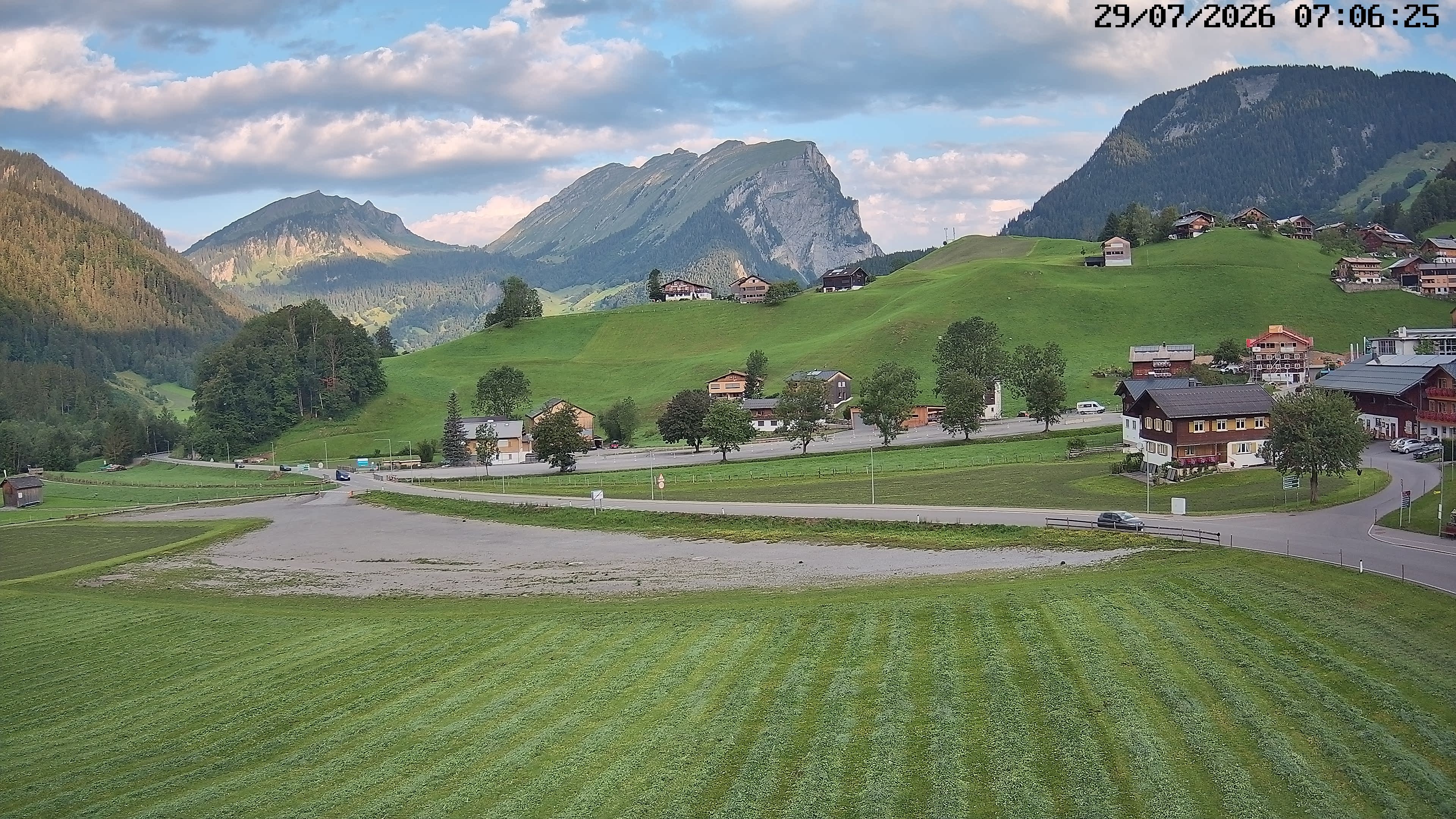 Archiv Foto Webcam Schoppernau: Ausblick Hotel Elisabeth