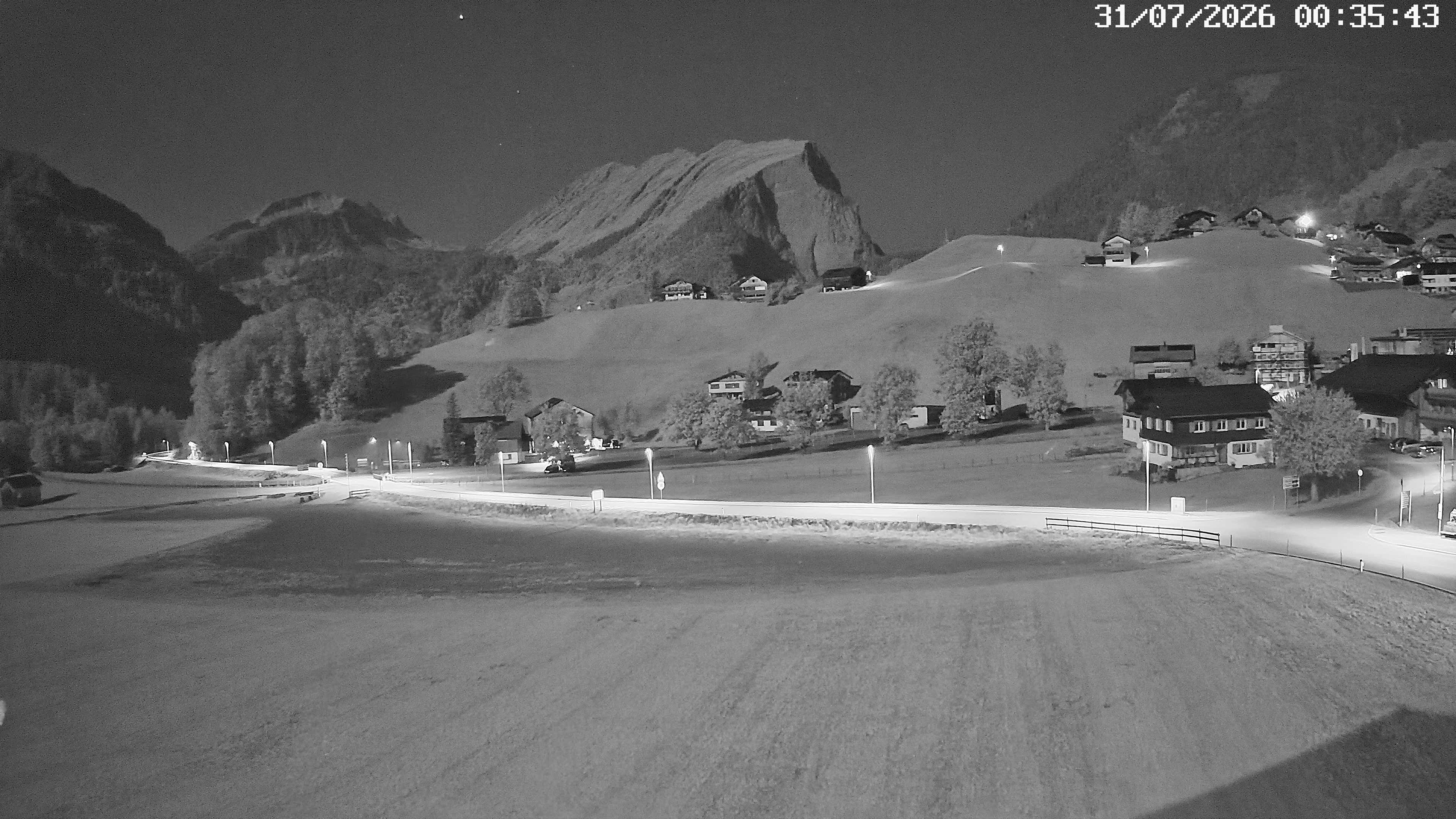 Archiv Foto Webcam Schoppernau: Ausblick Hotel Elisabeth