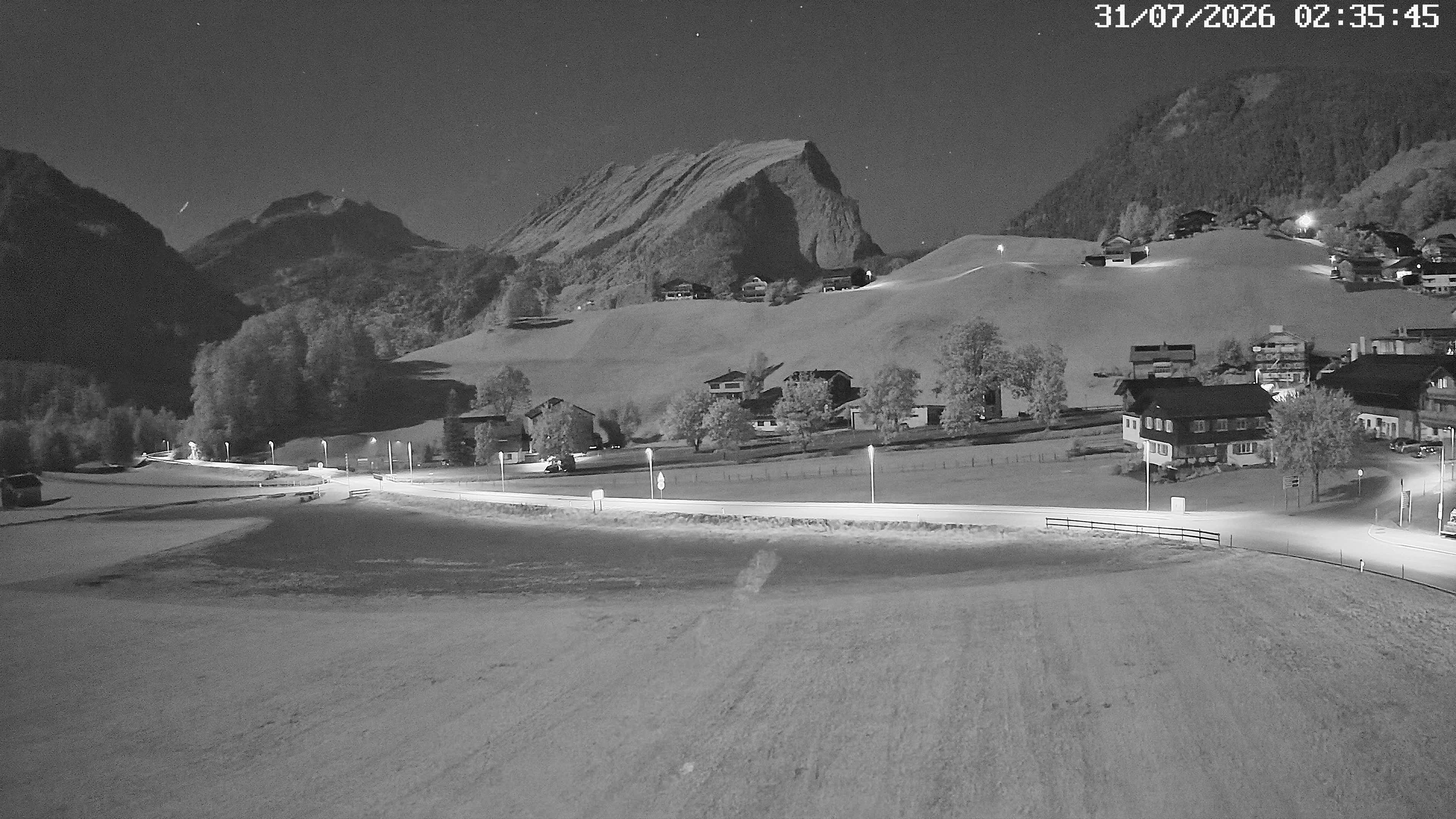 Archiv Foto Webcam Schoppernau: Ausblick Hotel Elisabeth