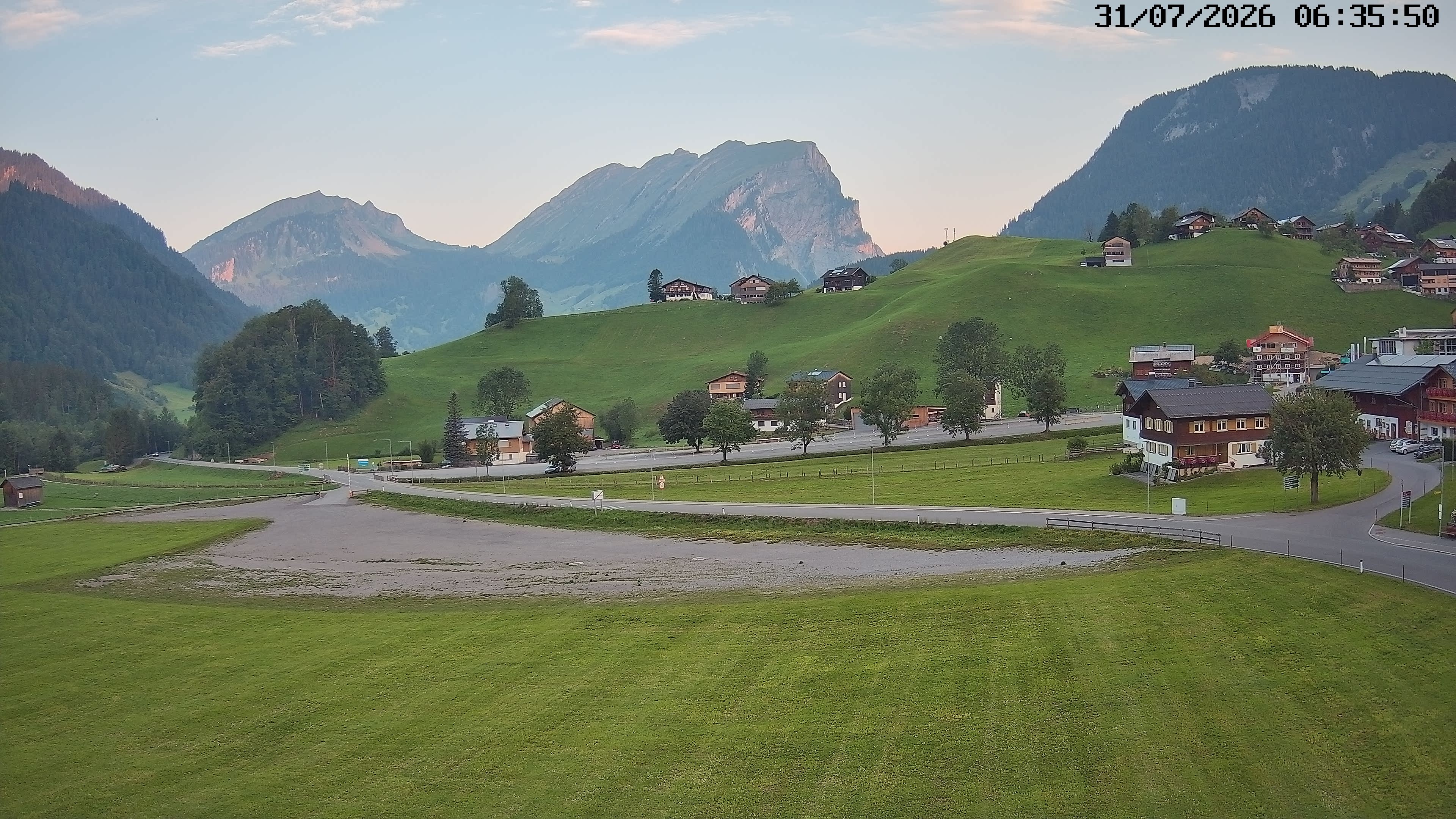 Archiv Foto Webcam Schoppernau: Ausblick Hotel Elisabeth