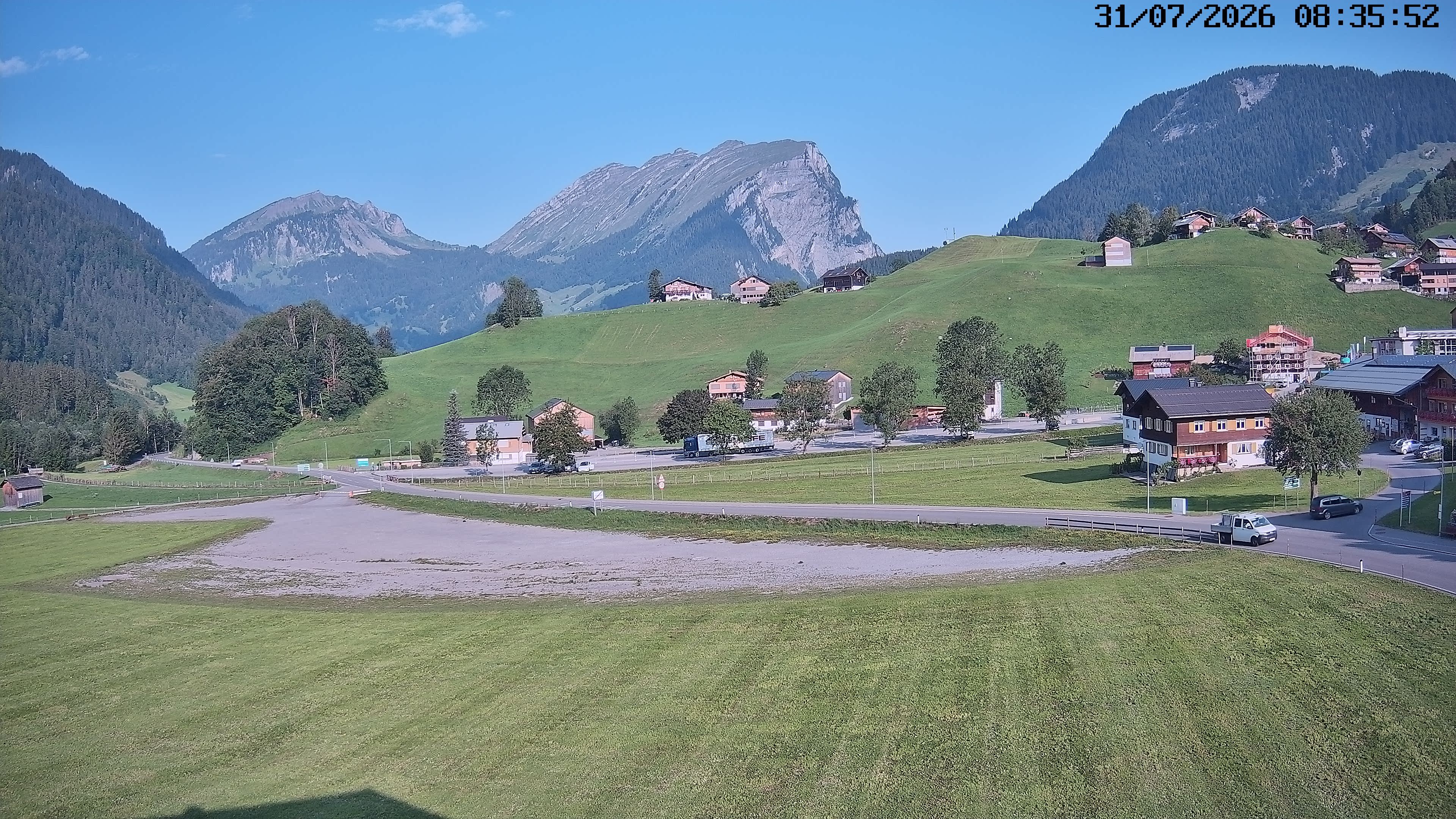 Archiv Foto Webcam Schoppernau: Ausblick Hotel Elisabeth