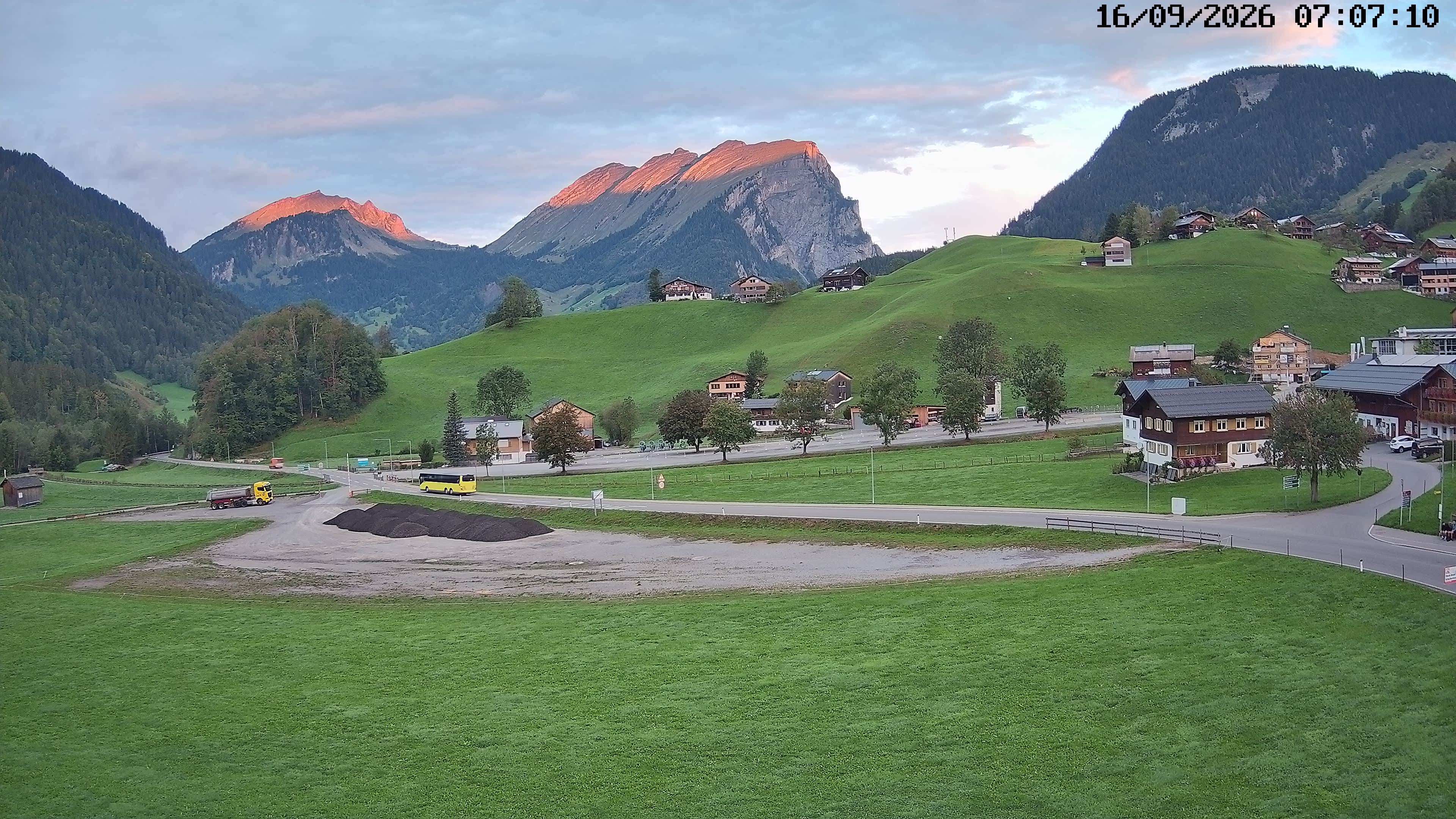 Archiv Foto Webcam Schoppernau: Ausblick Hotel Elisabeth