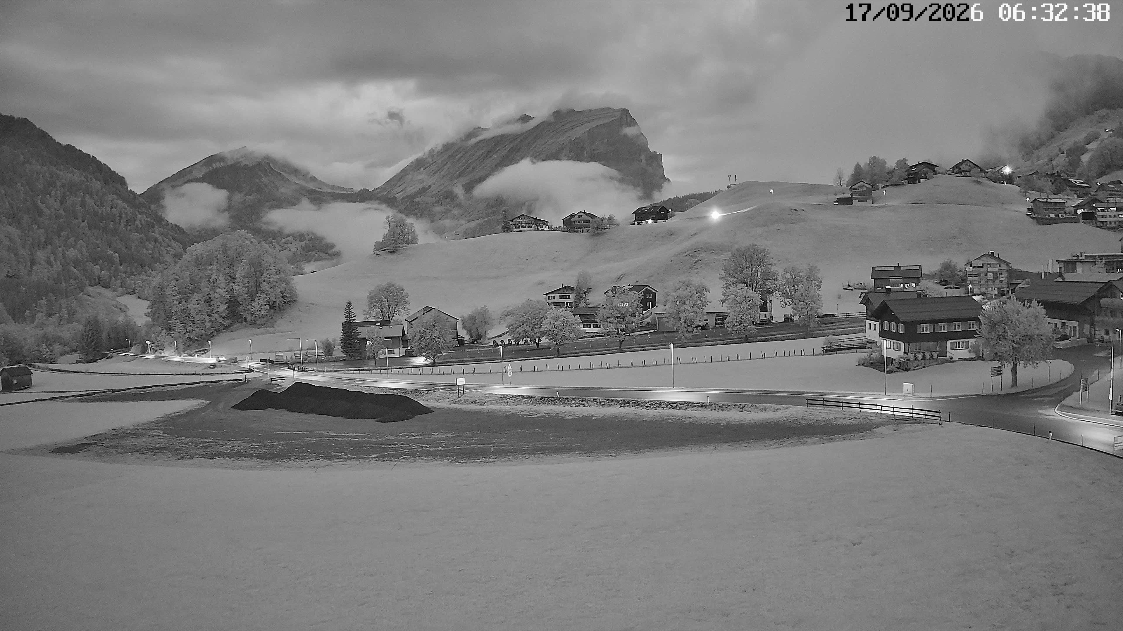 Archiv Foto Webcam Schoppernau: Ausblick Hotel Elisabeth