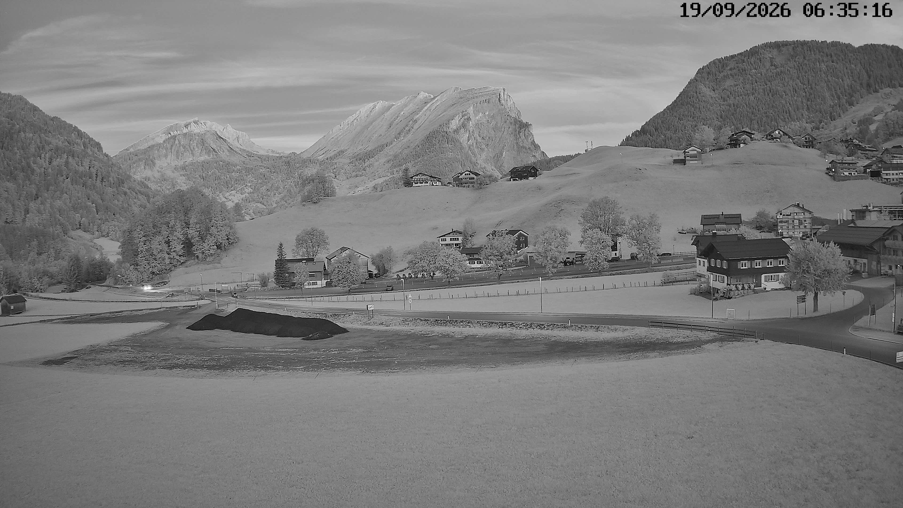 Archiv Foto Webcam Schoppernau: Ausblick Hotel Elisabeth