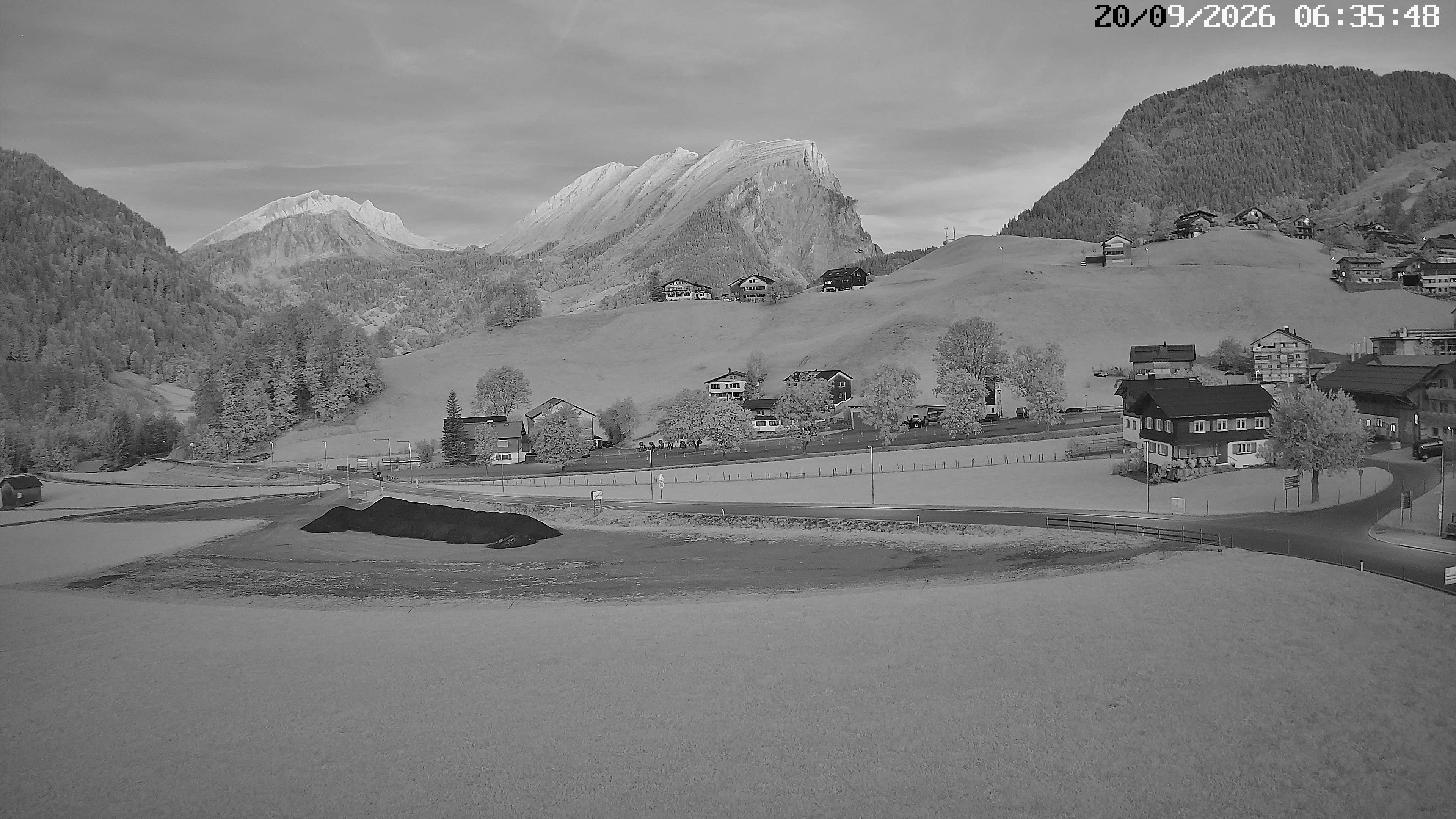 Archiv Foto Webcam Schoppernau: Ausblick Hotel Elisabeth