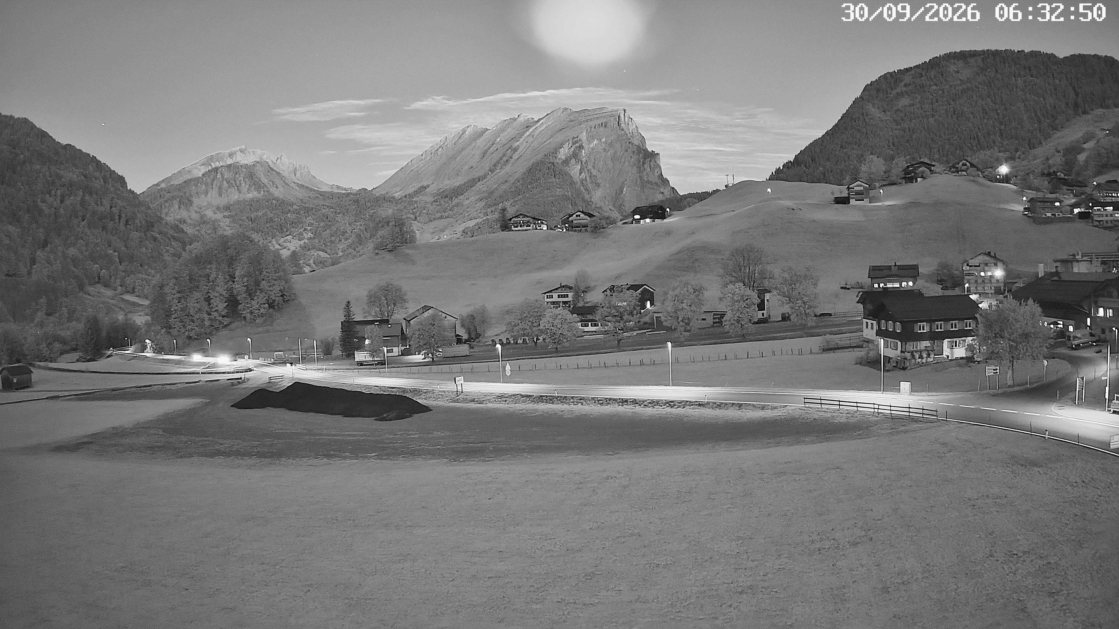 Archiv Foto Webcam Schoppernau: Ausblick Hotel Elisabeth