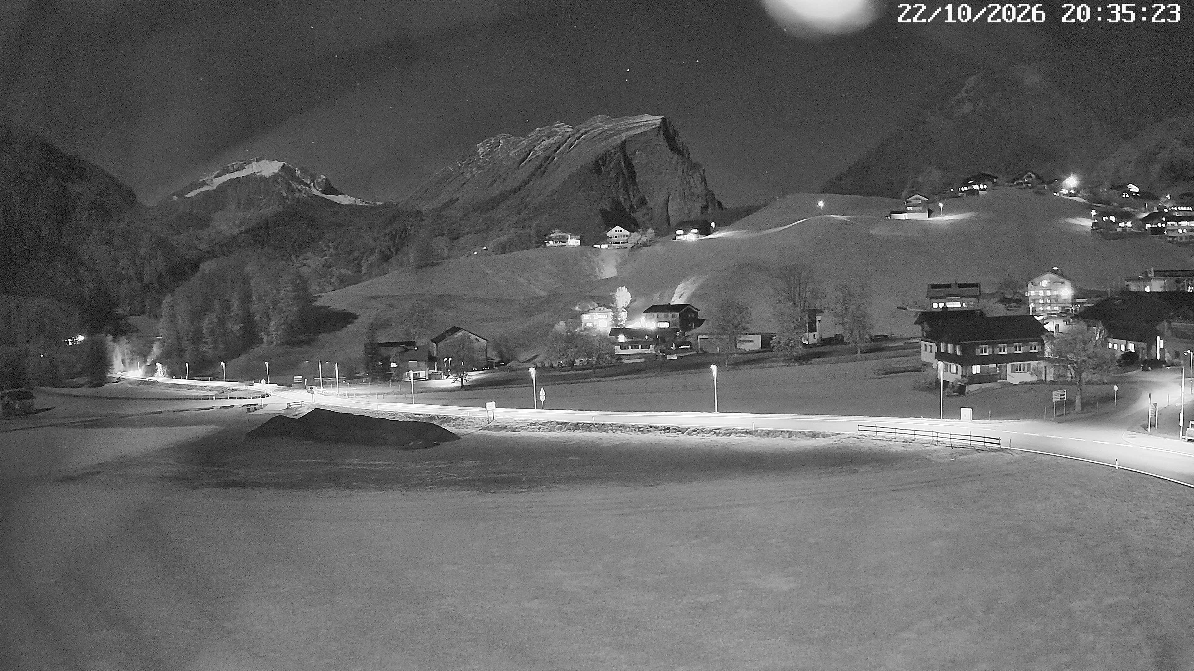 Archiv Foto Webcam Schoppernau: Ausblick Hotel Elisabeth