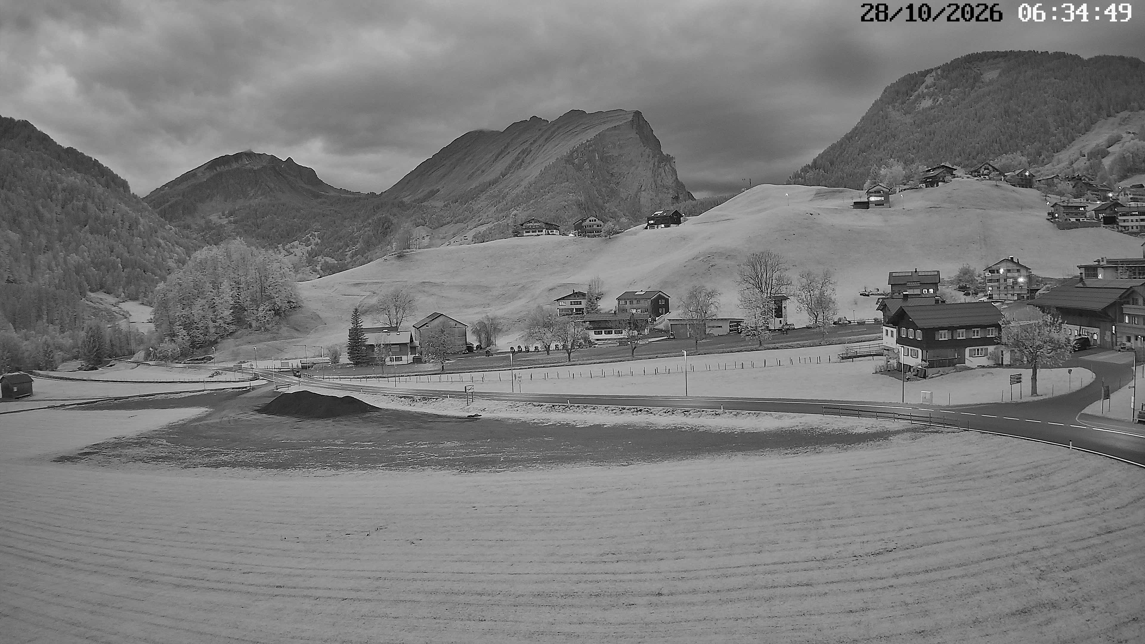Archiv Foto Webcam Schoppernau: Ausblick Hotel Elisabeth