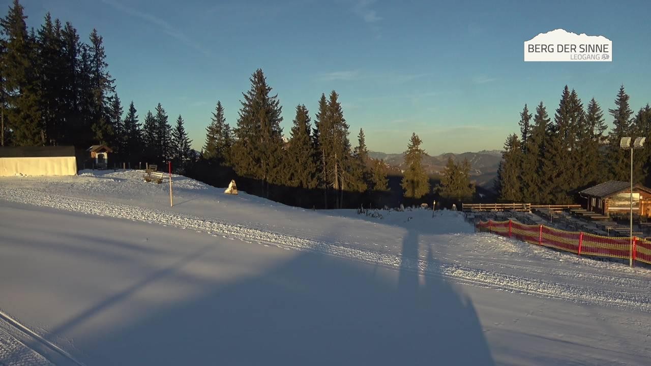 Archiv Foto Webcam Bergstation Asitzbahn