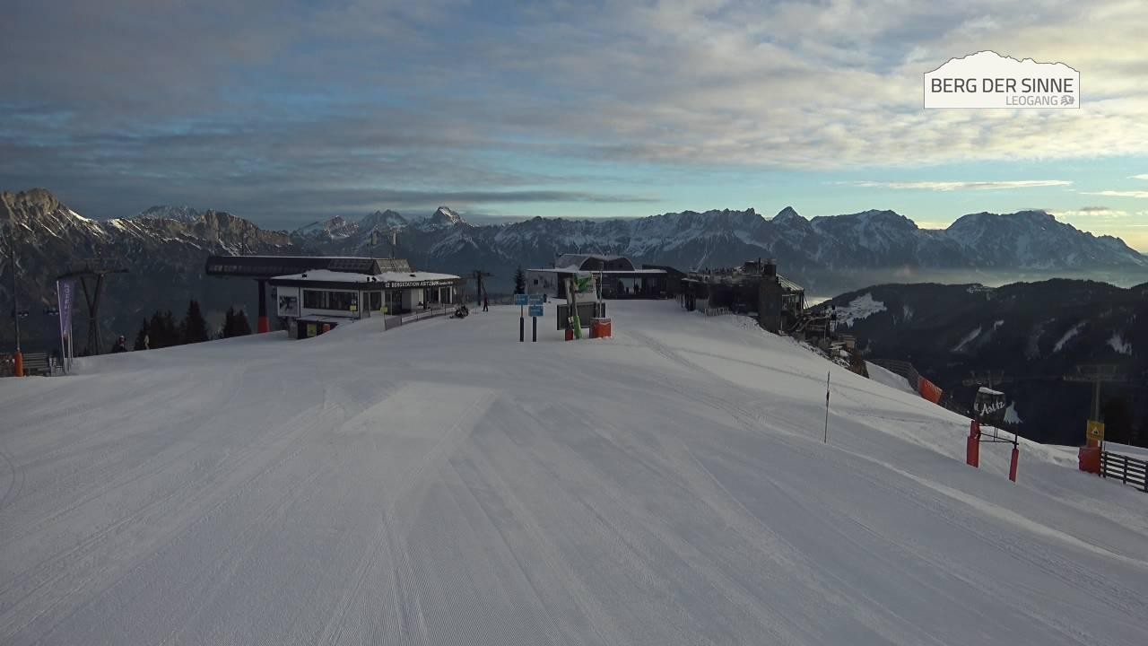 Archiv Foto Webcam Bergstation Asitzbahn