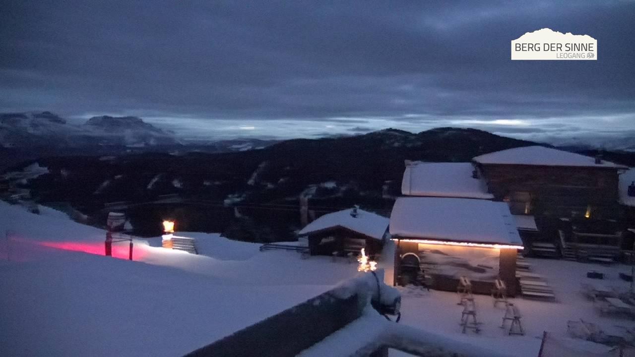 Archiv Foto Webcam Bergstation Asitzbahn