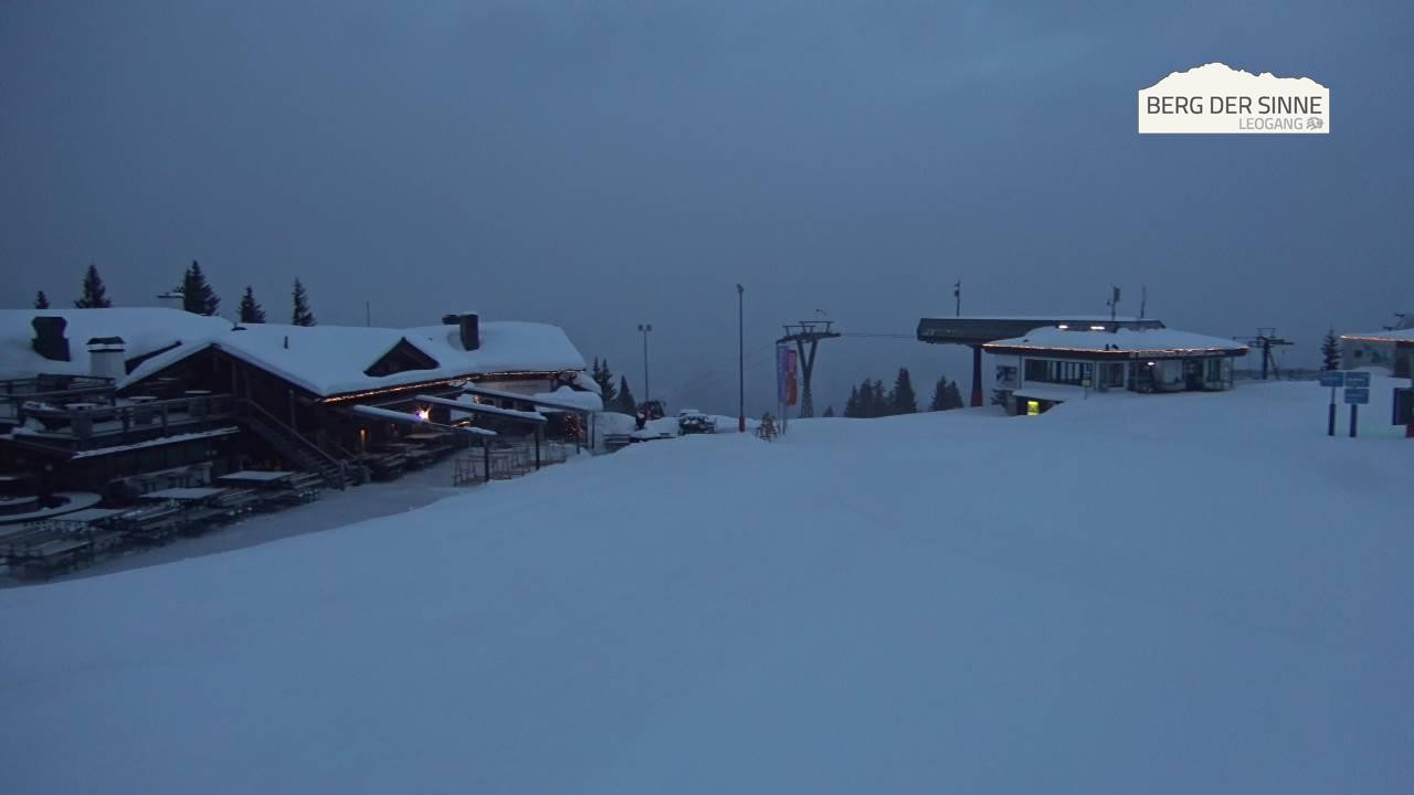 Archiv Foto Webcam Bergstation Asitzbahn