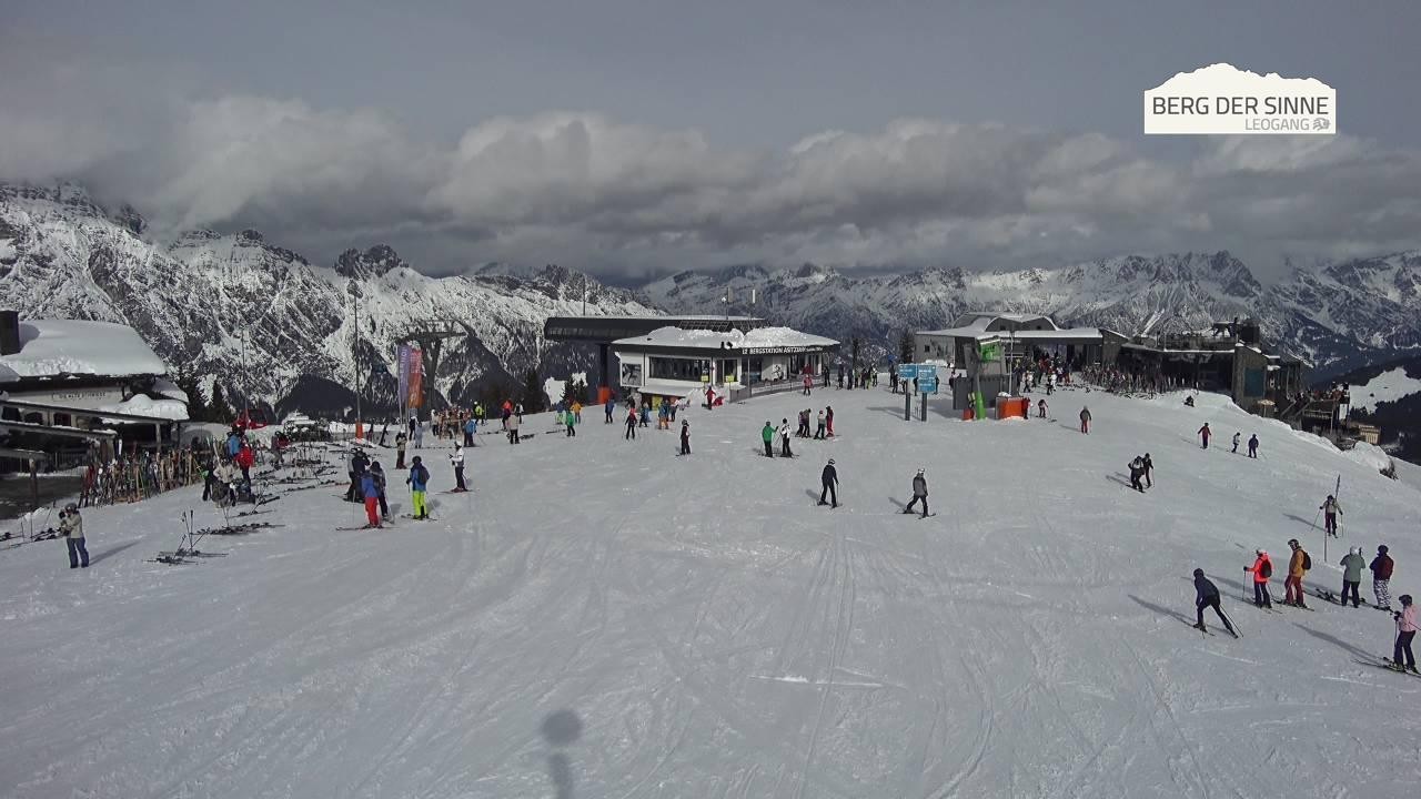 Archiv Foto Webcam Bergstation Asitzbahn