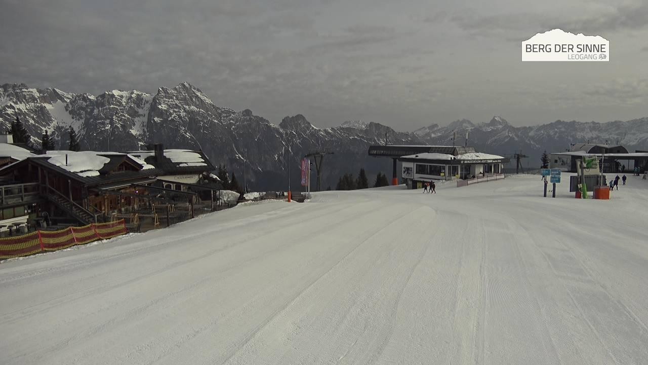Archiv Foto Webcam Bergstation Asitzbahn