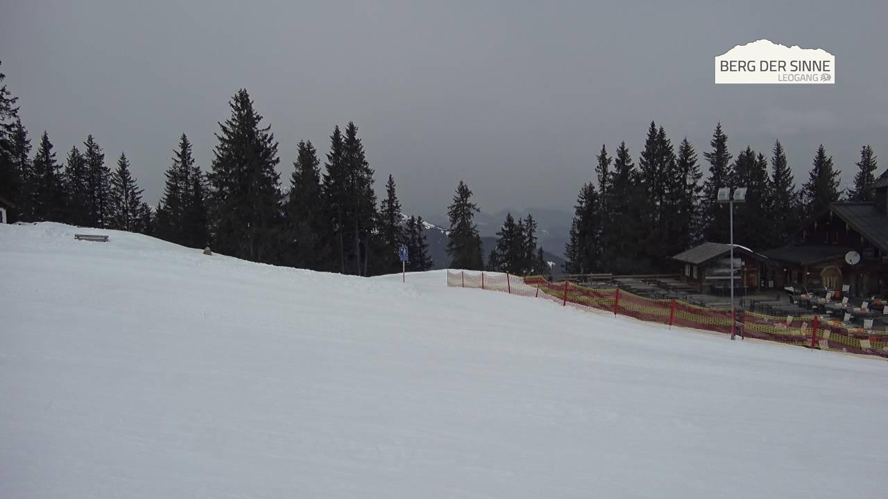 Archiv Foto Webcam Bergstation Asitzbahn