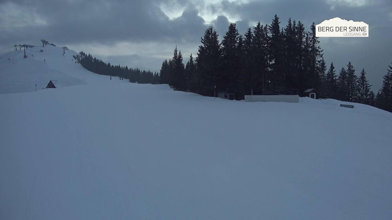 Archiv Foto Webcam Bergstation Asitzbahn