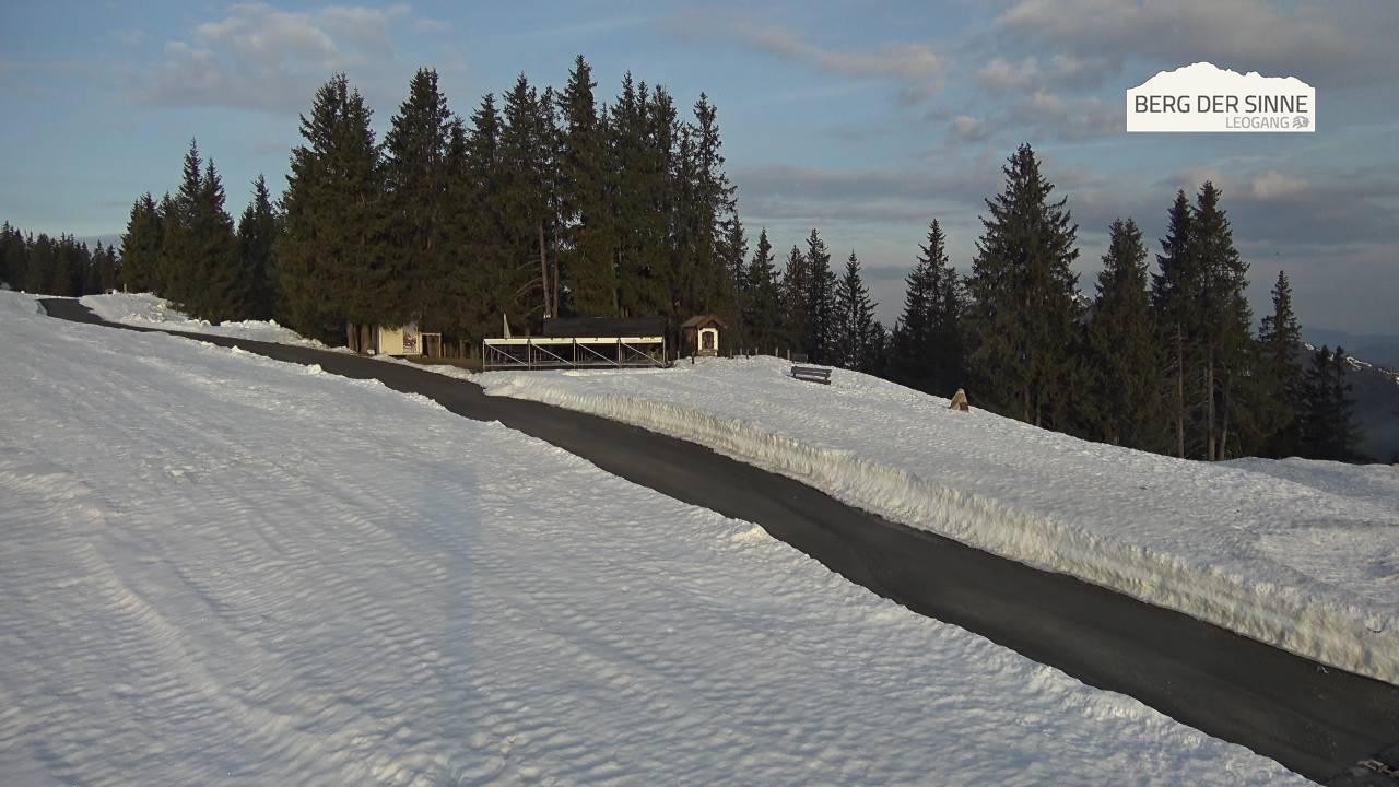 Archiv Foto Webcam Bergstation Asitzbahn