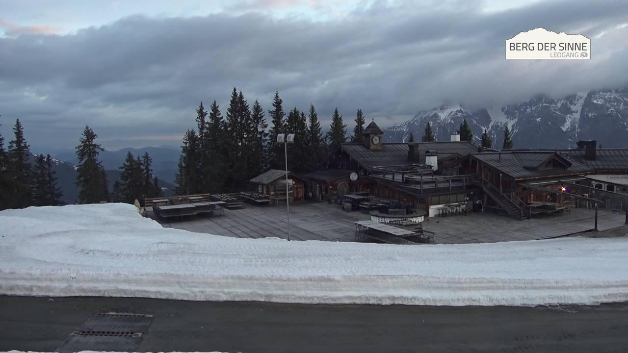 Archiv Foto Webcam Bergstation Asitzbahn